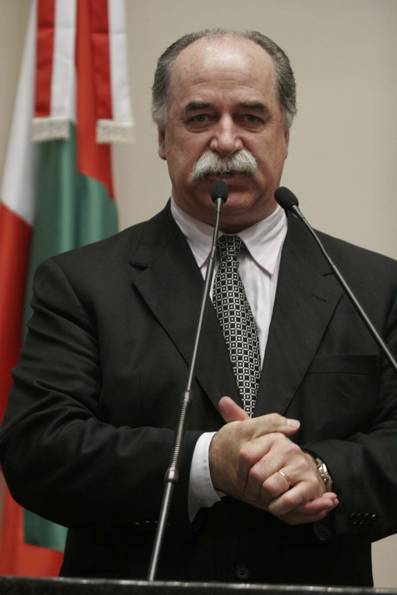 Deputado Romildo Titon (PMDB)