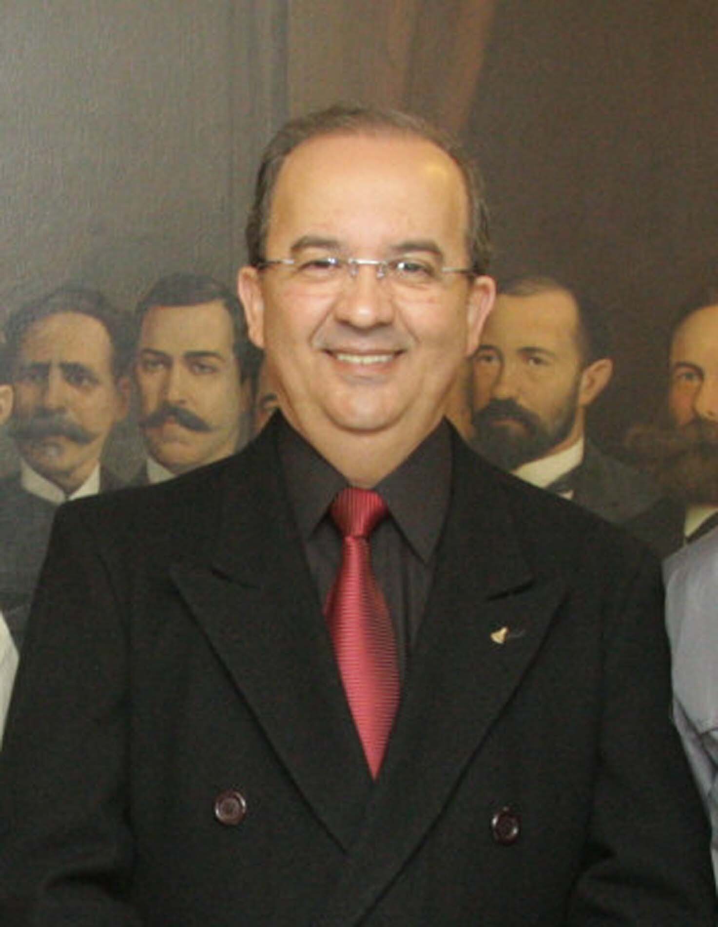 Dos Gabinetes – Jorginho Mello assume o governo do Estado