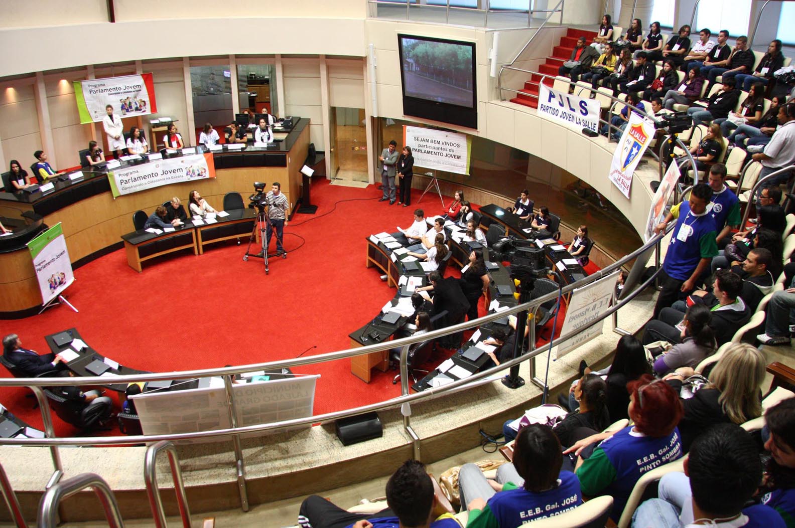 8ª edição do Programa Parlamento Jovem