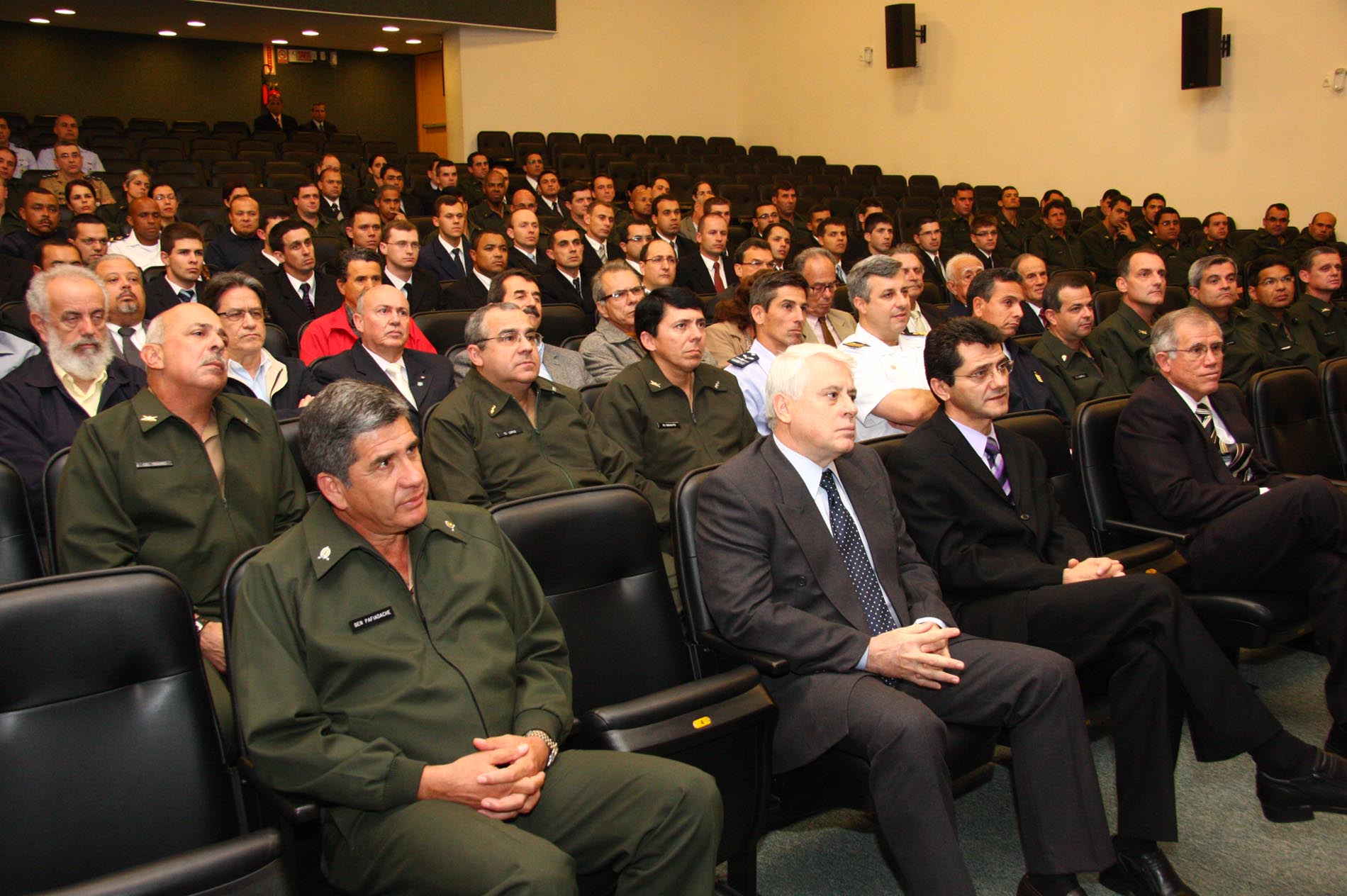 Palestra sobre Estratégia Nacional de Defesa