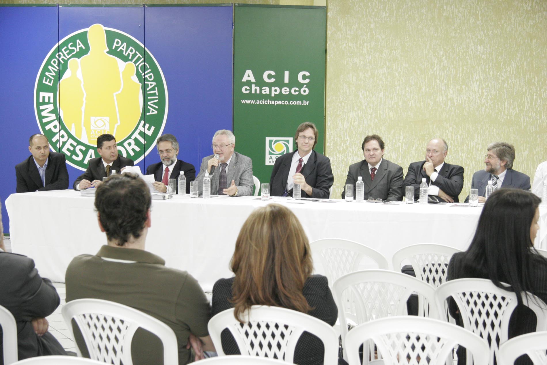 Audiência Pública sobre as Câmaras Regionais e a descentralização do acesso a justiça em Santa Catarina - Chapecó/SC.