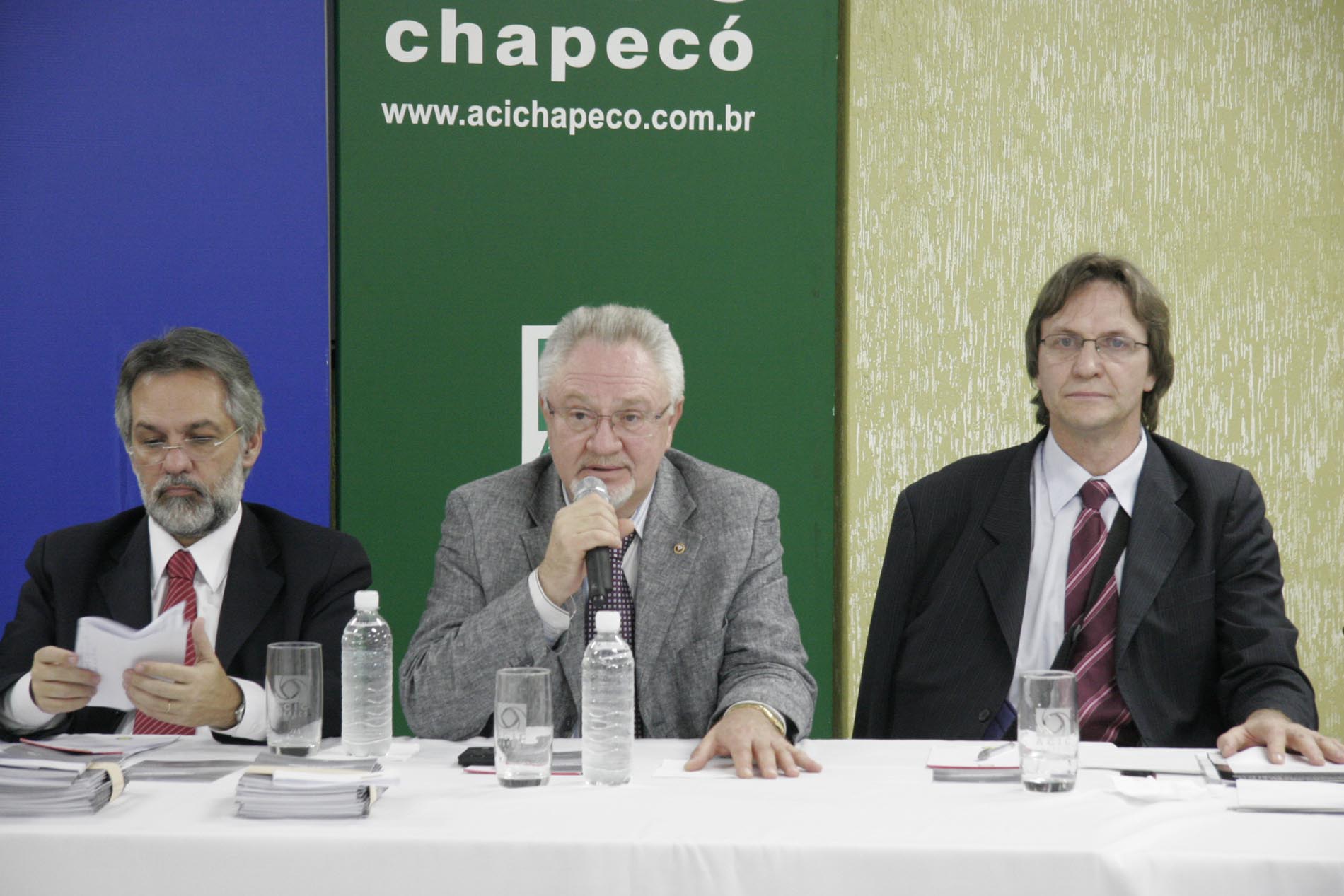 Audiência Pública sobre as Câmaras Regionais e a descentralização do acesso a justiça em Santa Catarina - Chapecó/SC.