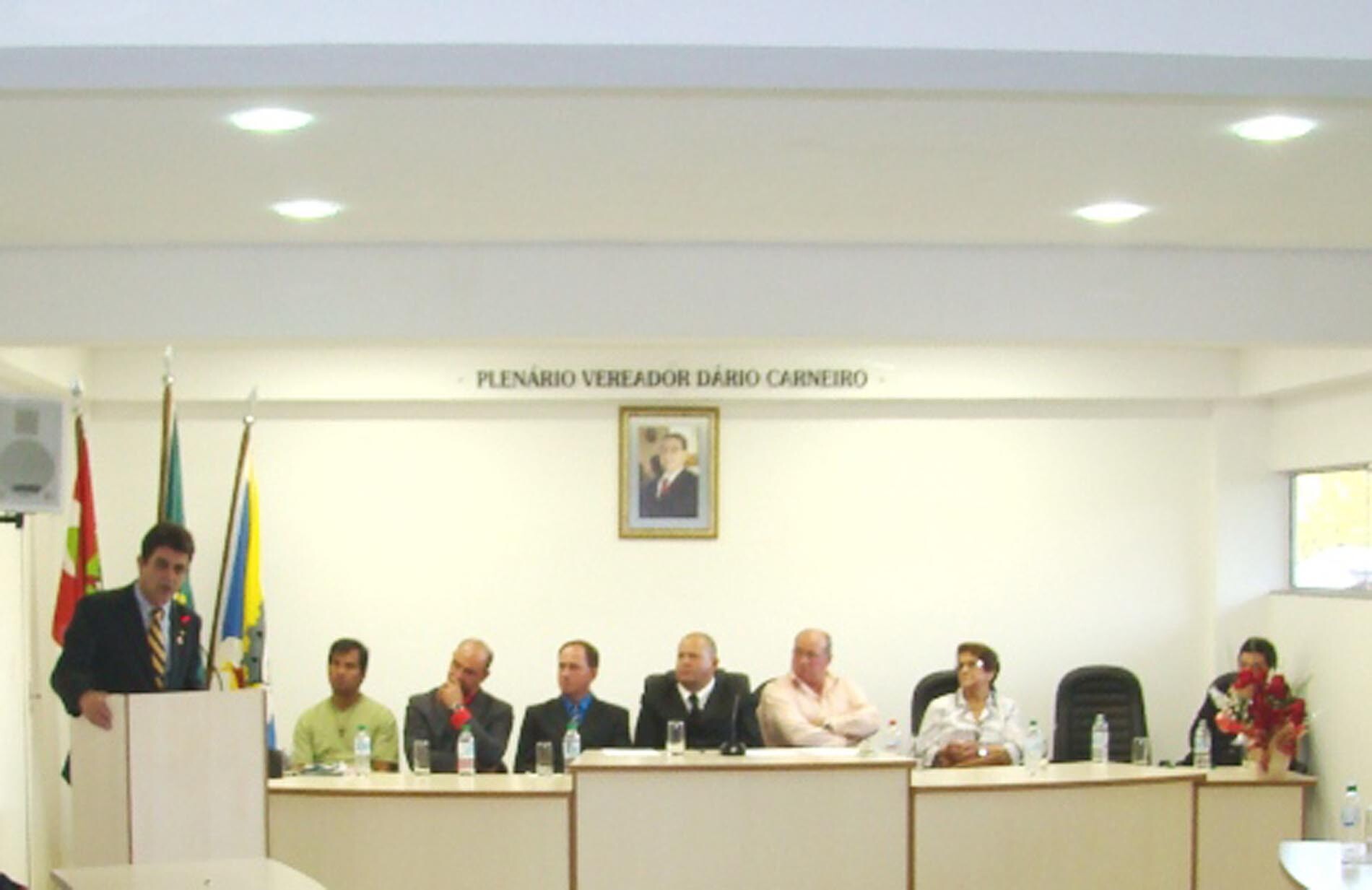 Dos Gabinetes – Plenário da Câmara de Calmon homenageia pai do deputado Dagomar Carneiro em sessão s