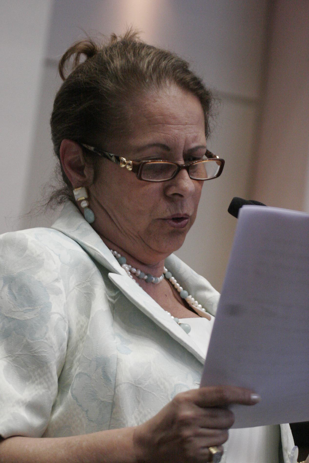 Deputada Ada de Luca (PMDB)