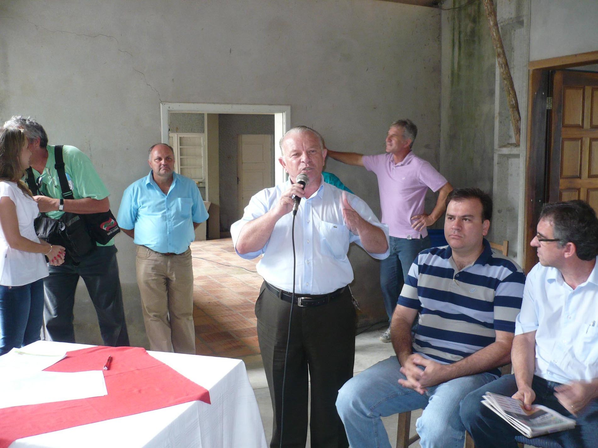 Deputado Adherbal Deba Cabral (PMDB)