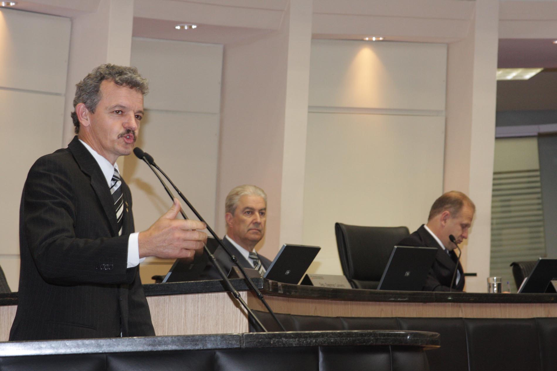 Sessão Ordinária - Plenário Osni Régis - Deputado Dirceu Dresch (PT)