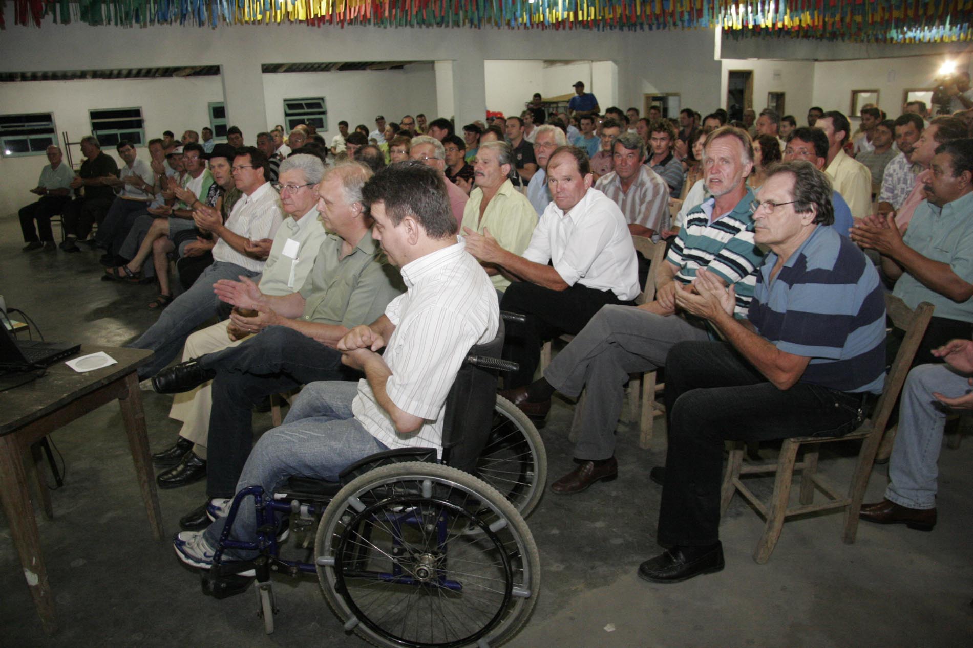 Audiência Pública para discutir as Ligações Asfálticas entre o Alto Vale do Itajaí e o Planalto Norte previstas pelo Governo de Santa Catarina - Witmarsum/SC.