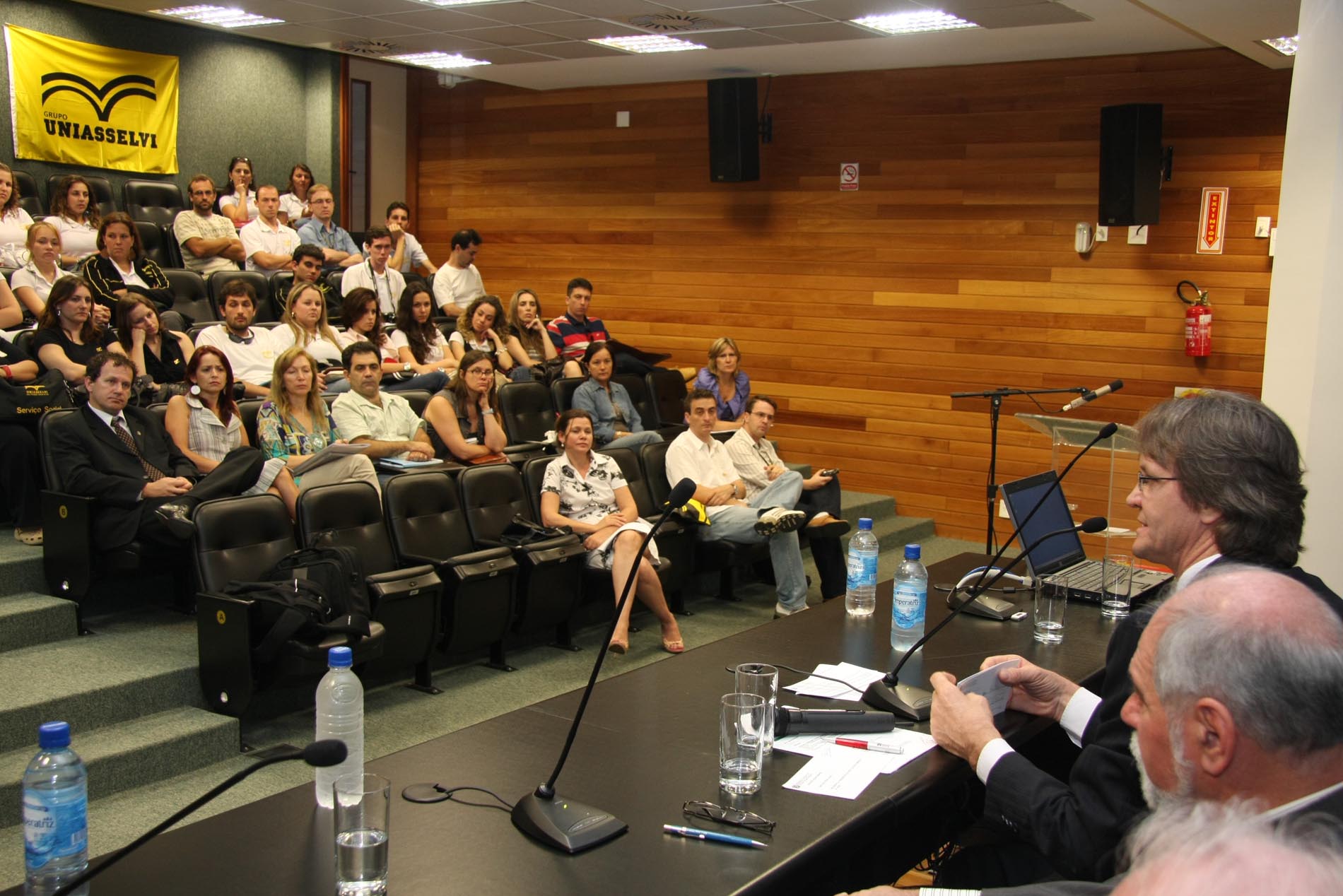 Seminário discute marco regulatório e qualidade da educação a distância