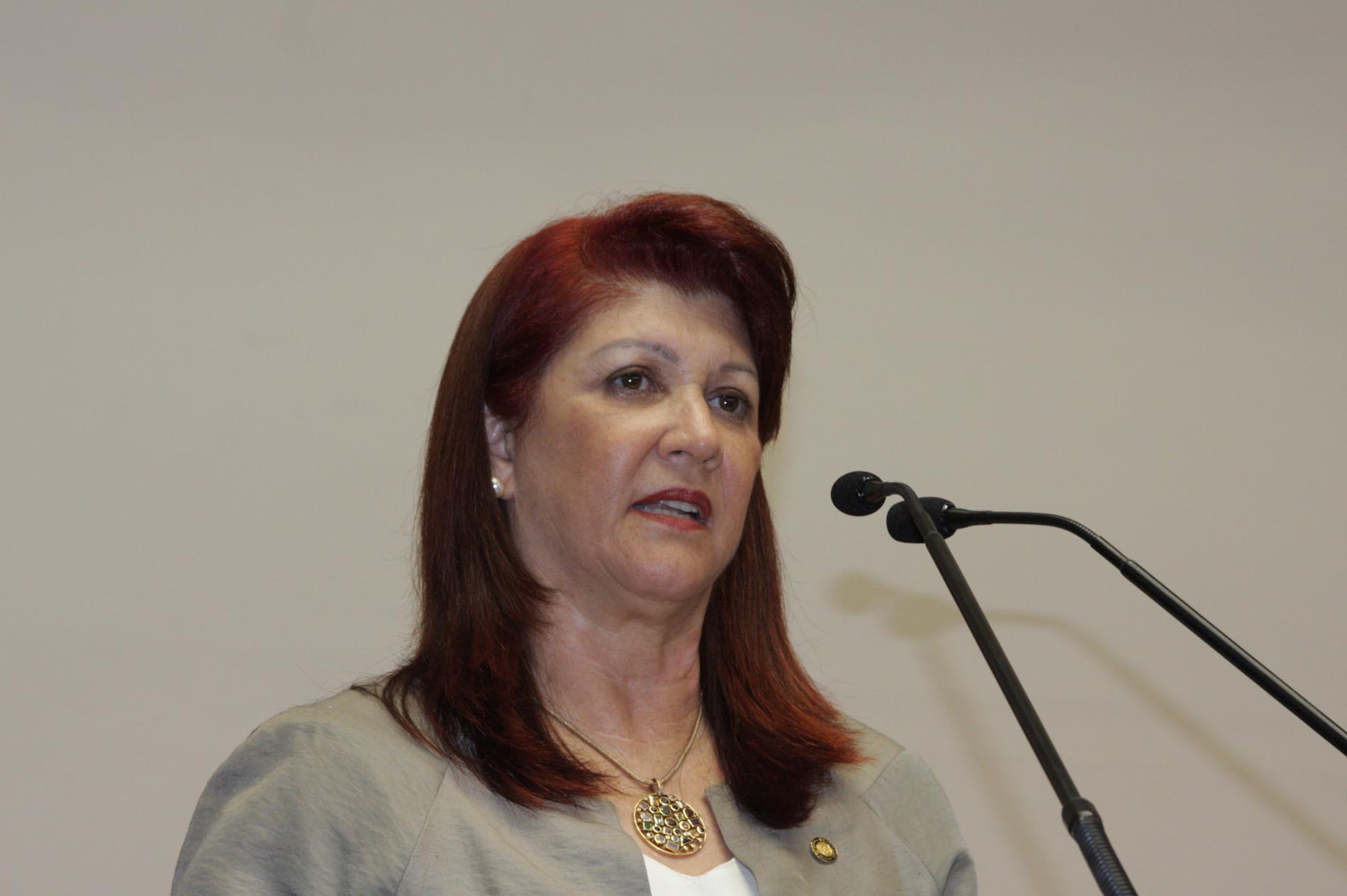 Deputada Professora Odete de Jesus (PRB)