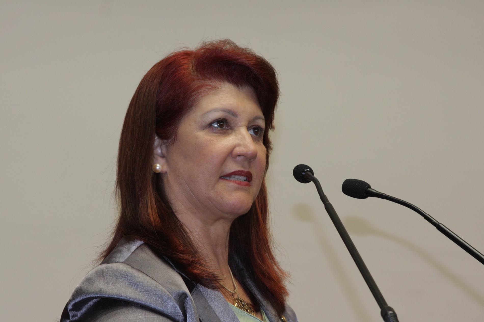 Deputada Professora Odete de Jesus (PRB)