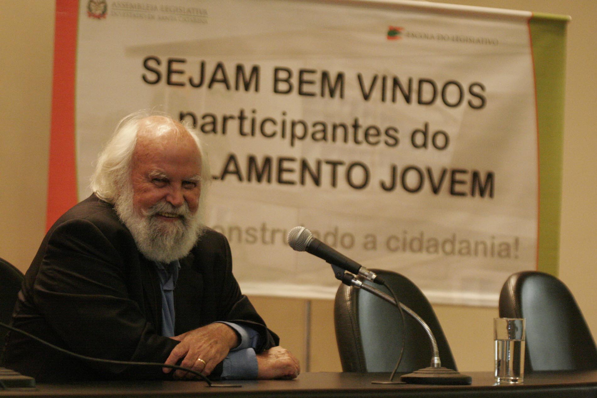 Parlamento Jovem - Luiz Barco