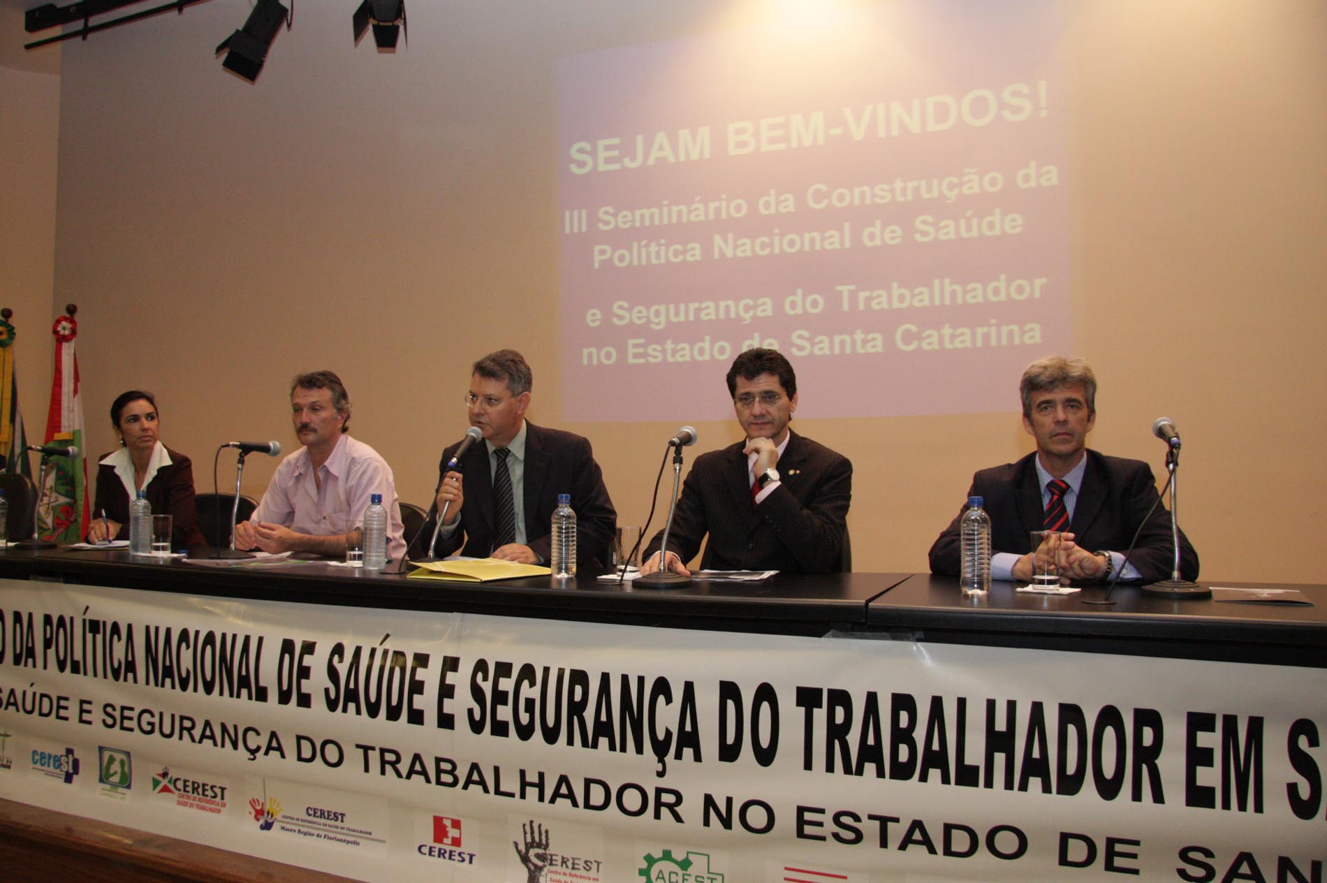 Seminário debate ações em prol da saúde e segurança do trabalhador de SC