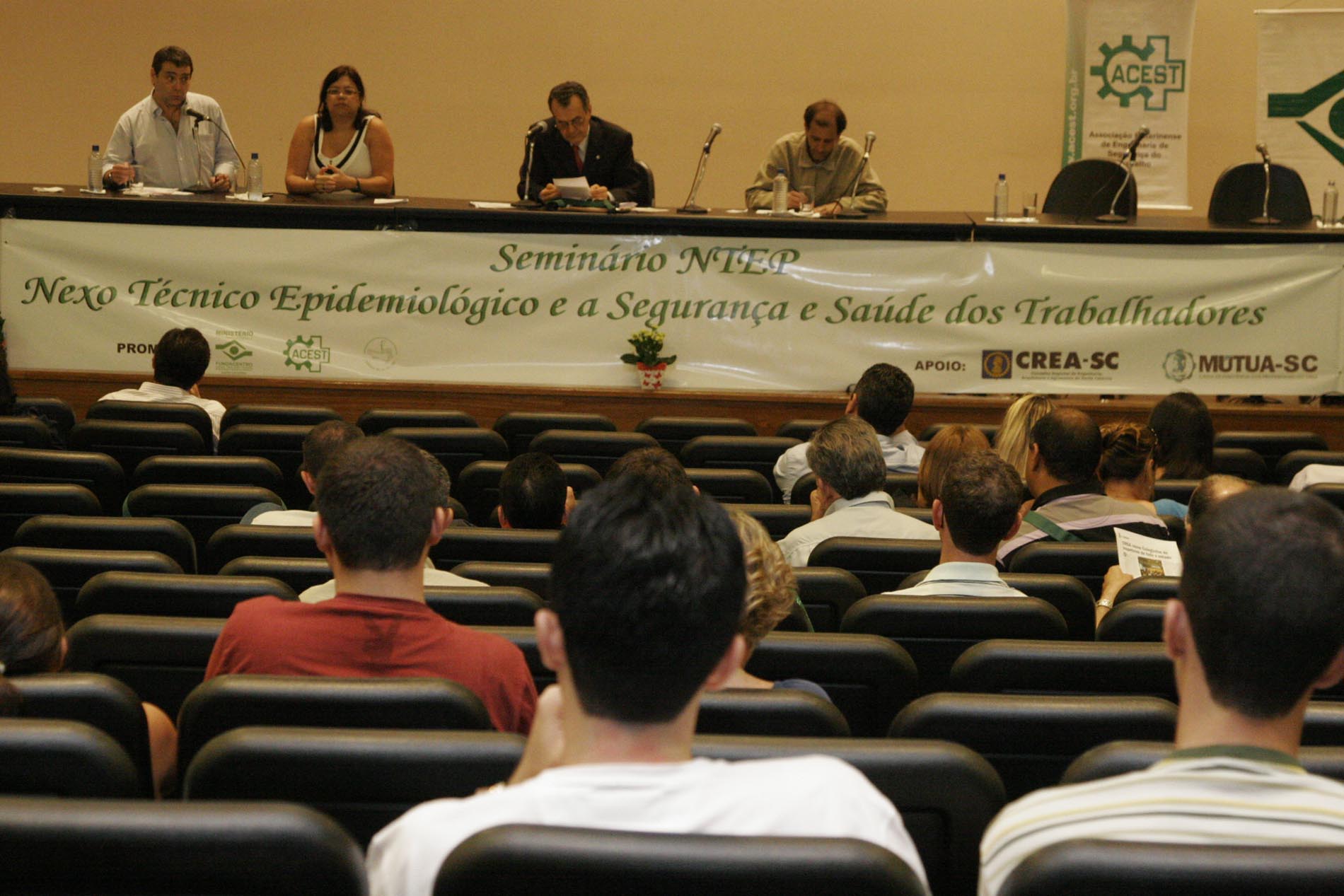 Seminário – Saúde do trabalhador