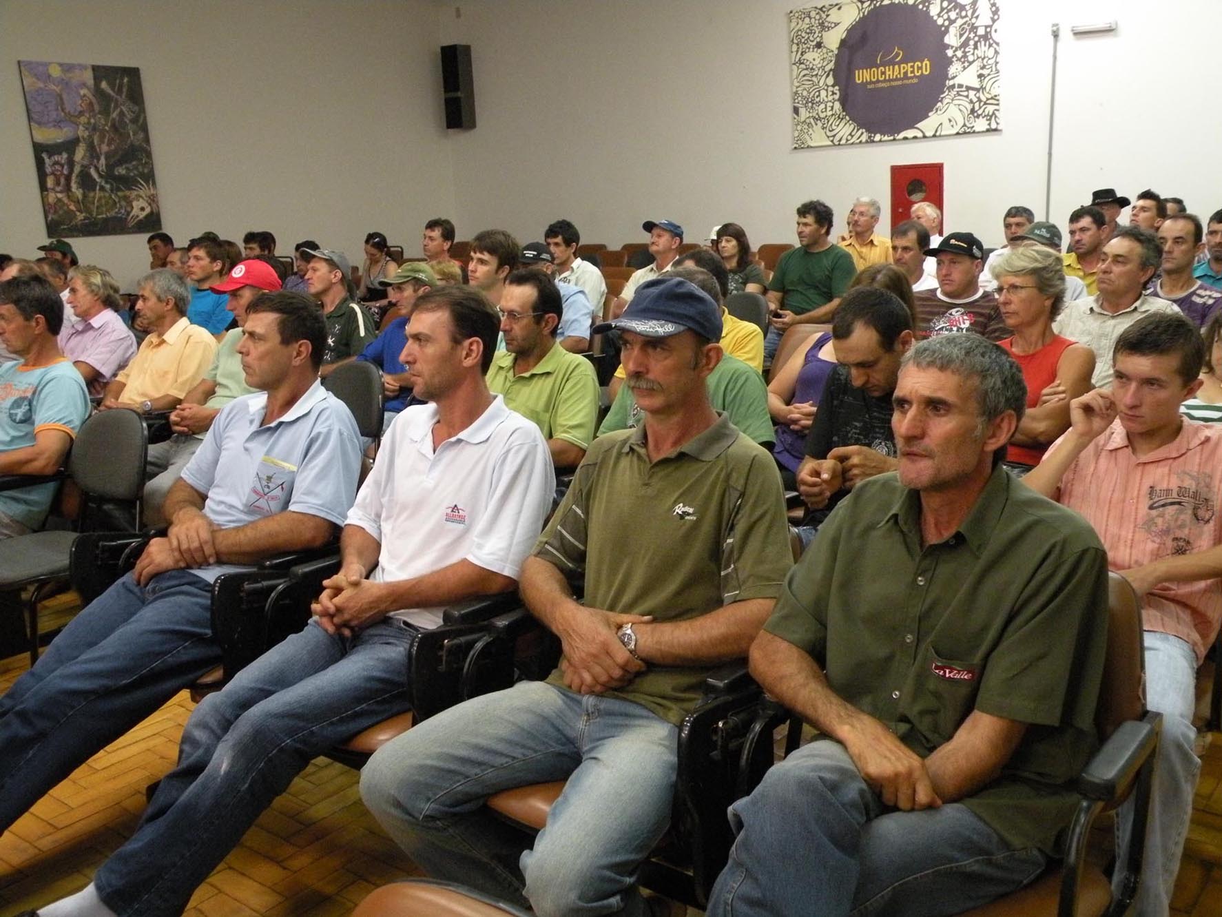 Audiência Pública em Chapecó - Avicultores do Oeste reivindicam um novo modelo de integração