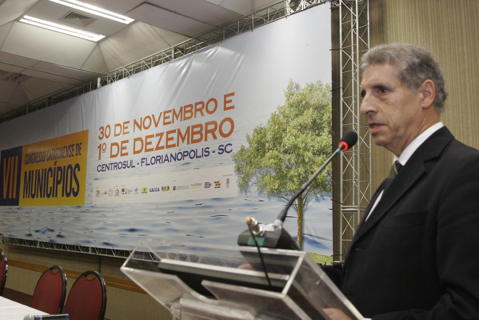 Prefeito de Porto Alegre fala sobre novos modelos de gestão pública