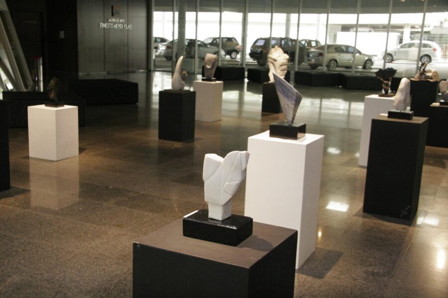 Aviso de Pauta – Criações em pedras estão expostas na Galeria de Arte Ernesto Meyer Filho