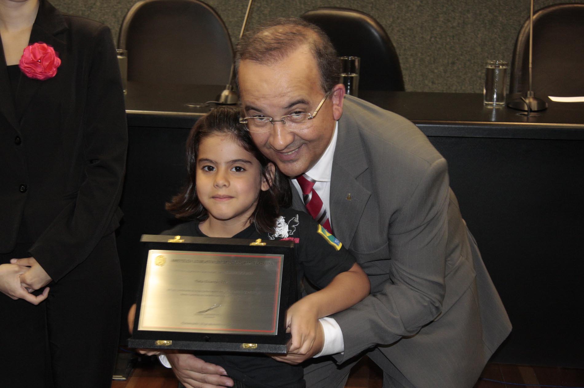 Ato Solene em homenagem aos Desportistas de Artes Marciais do Projeto Social Hapkido Educar