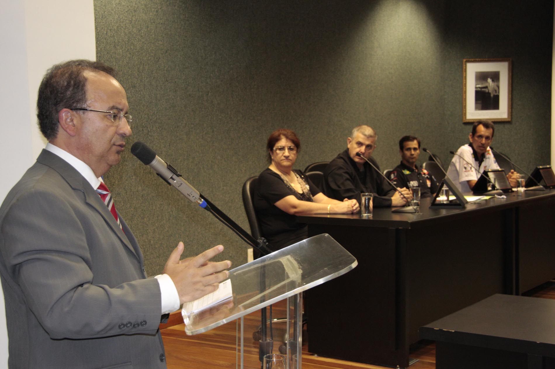 Ato Solene em homenagem aos Desportistas de Artes Marciais do Projeto Social Hapkido Educar