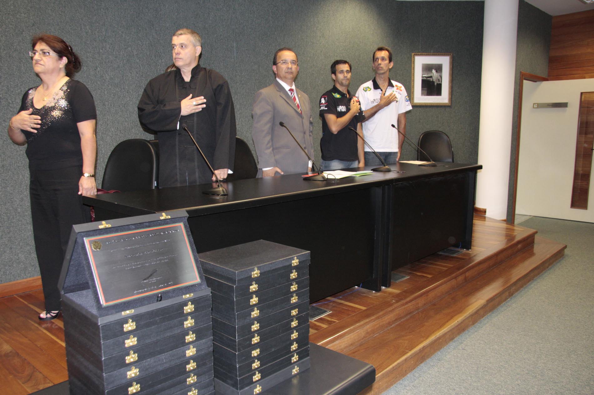 Ato Solene em homenagem aos Desportistas de Artes Marciais do Projeto Social Hapkido Educar