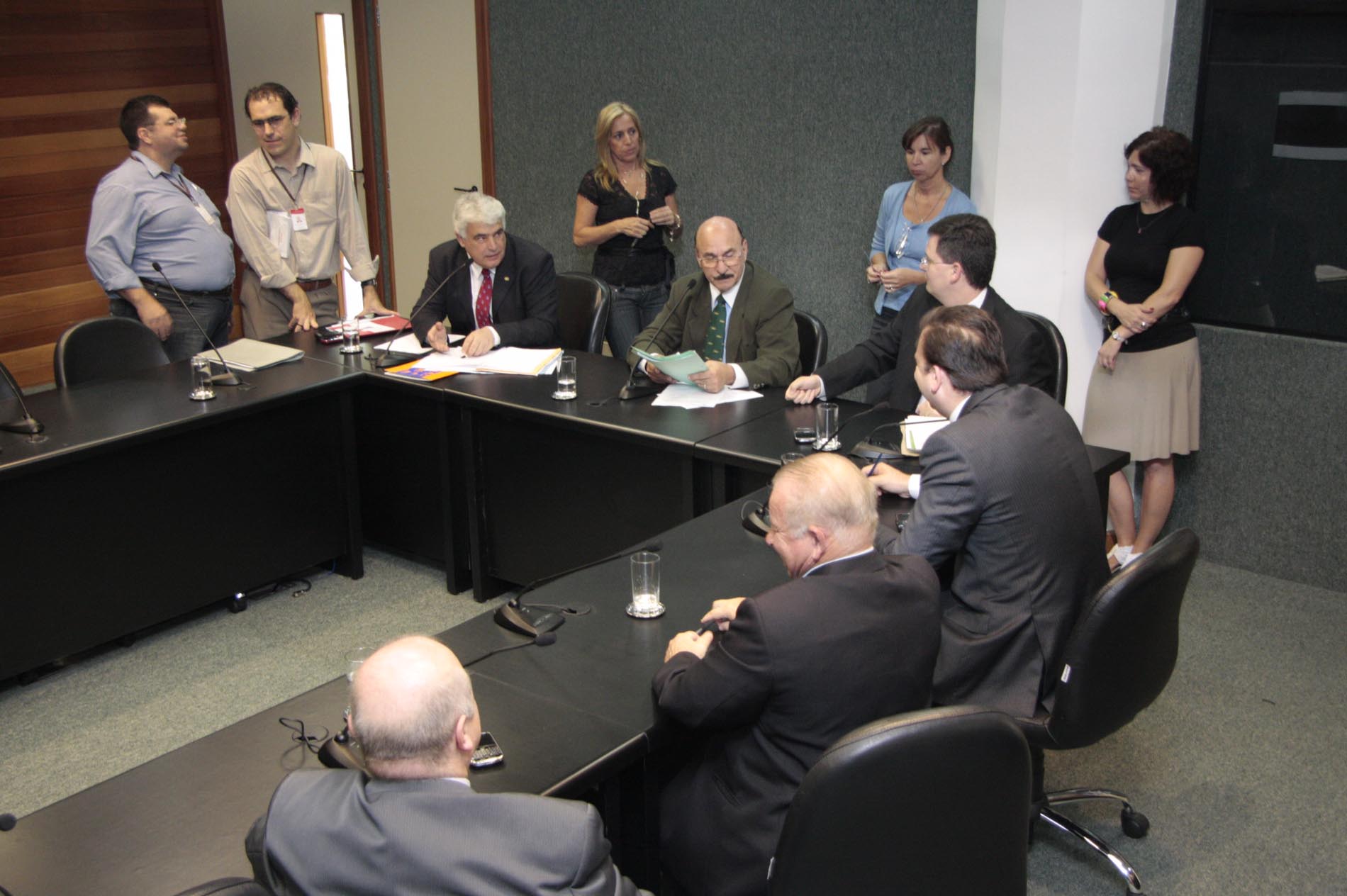 Comissão de Trabalho aprova Dia Estadual da Parapsicologia