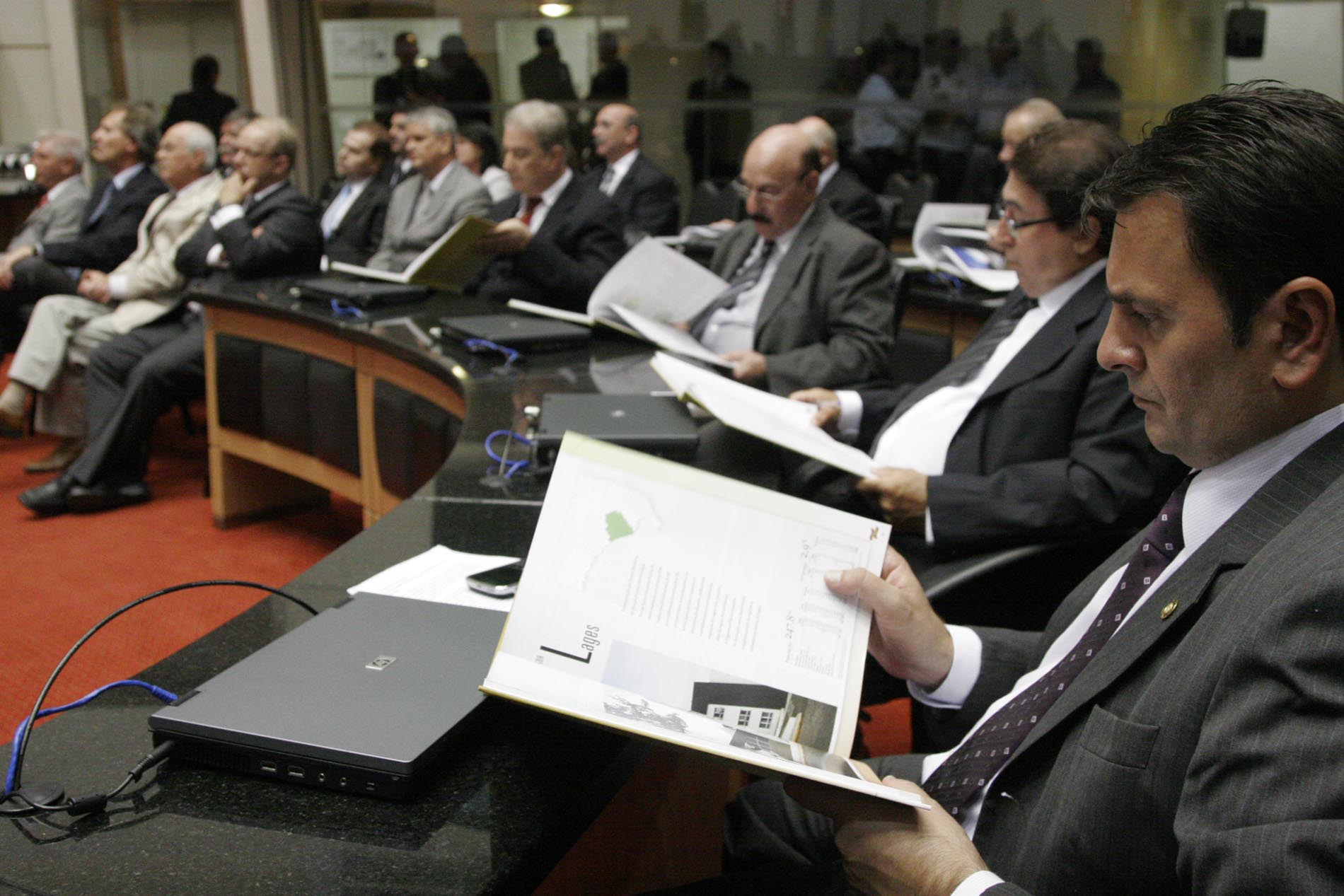 Sessão especial para leitura da Mensagem Anual do Governador do Estado
