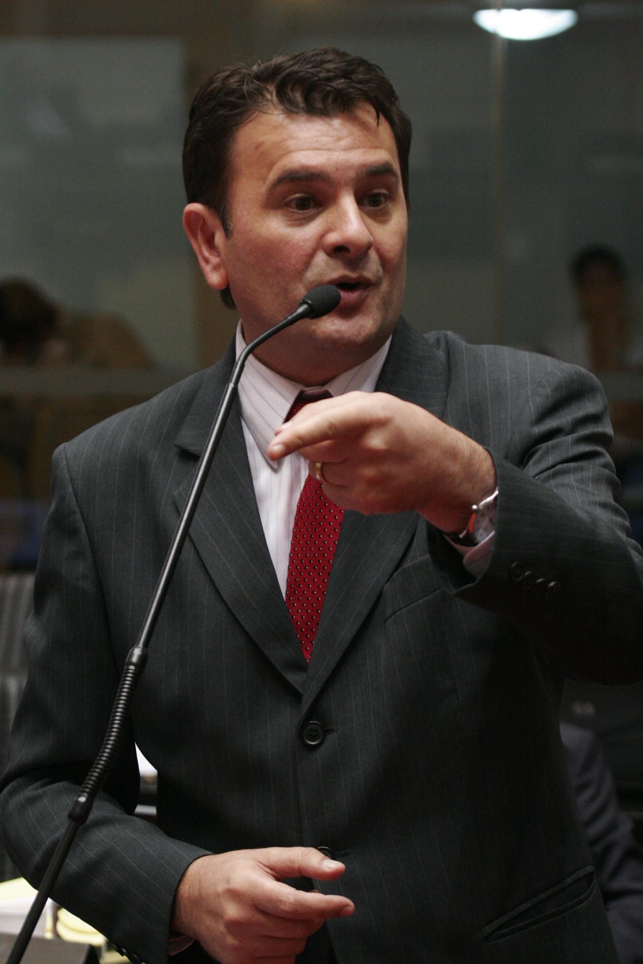 Deputado Elizeu Mattos (PMDB)