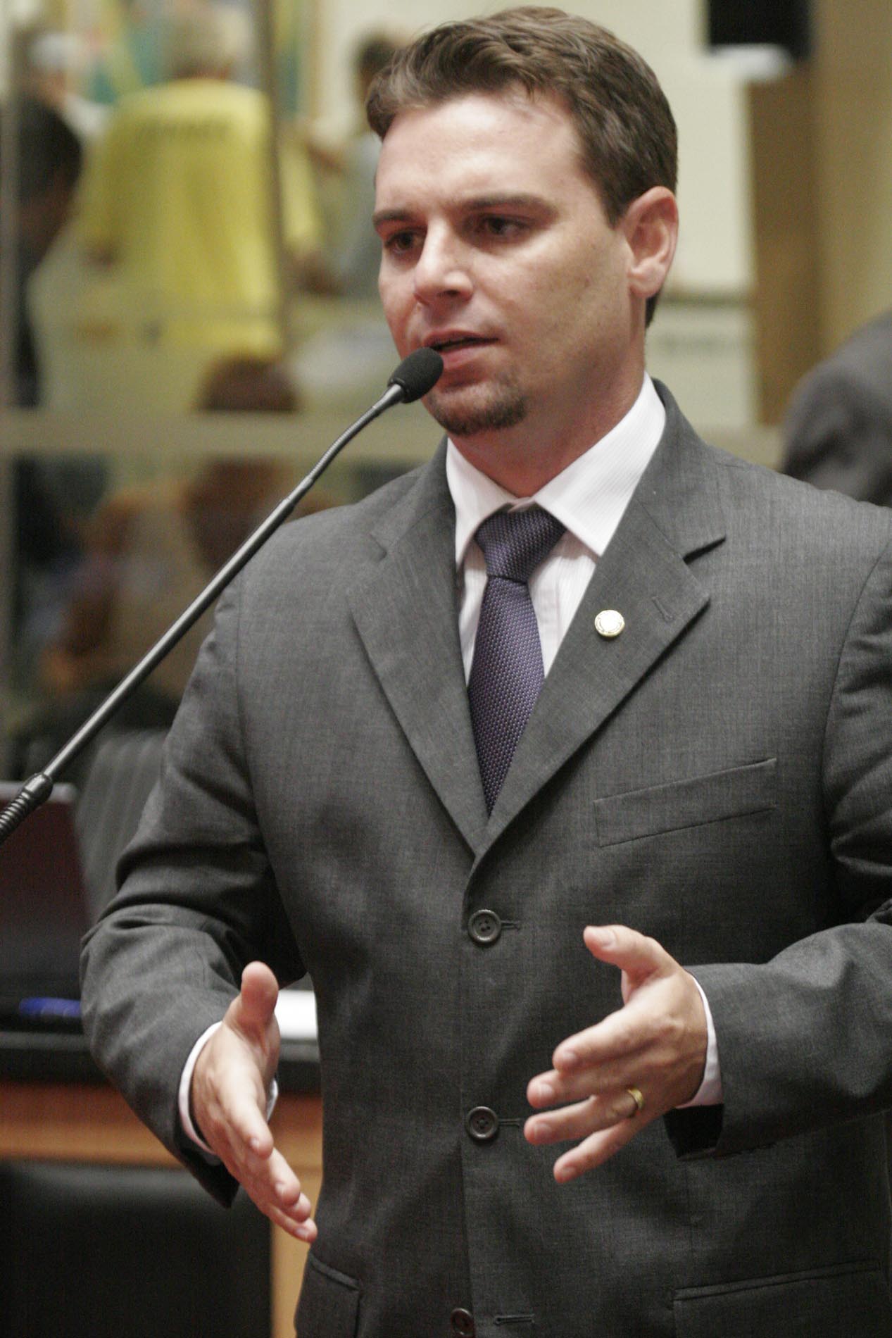 Deputado Cesar Souza Junior (DEM)