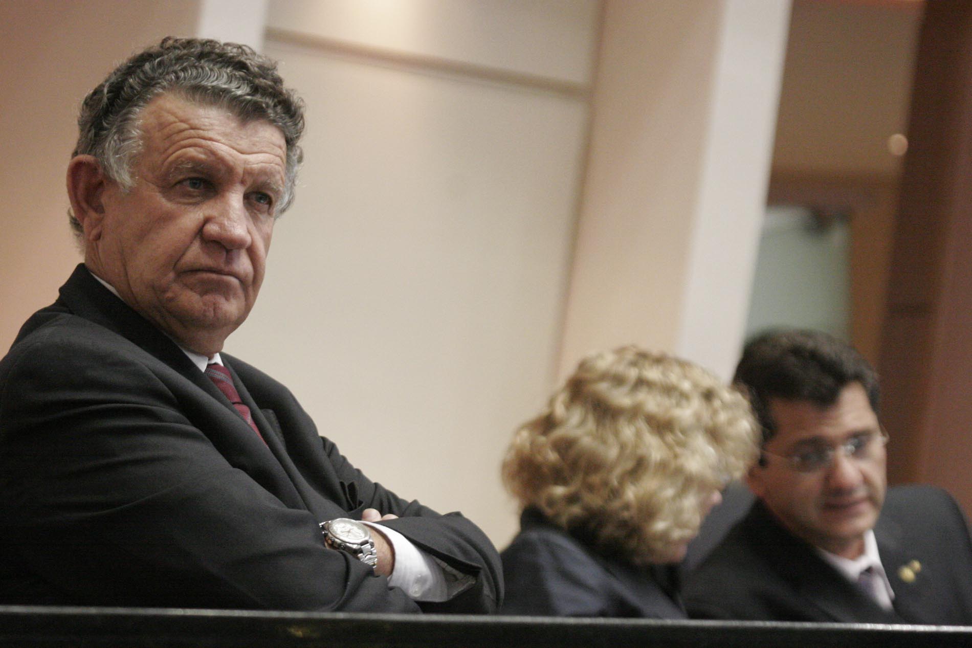 Sessão Ordinária - Plenário Osni Regis - Deputado Edison Andrino (PMDB)
