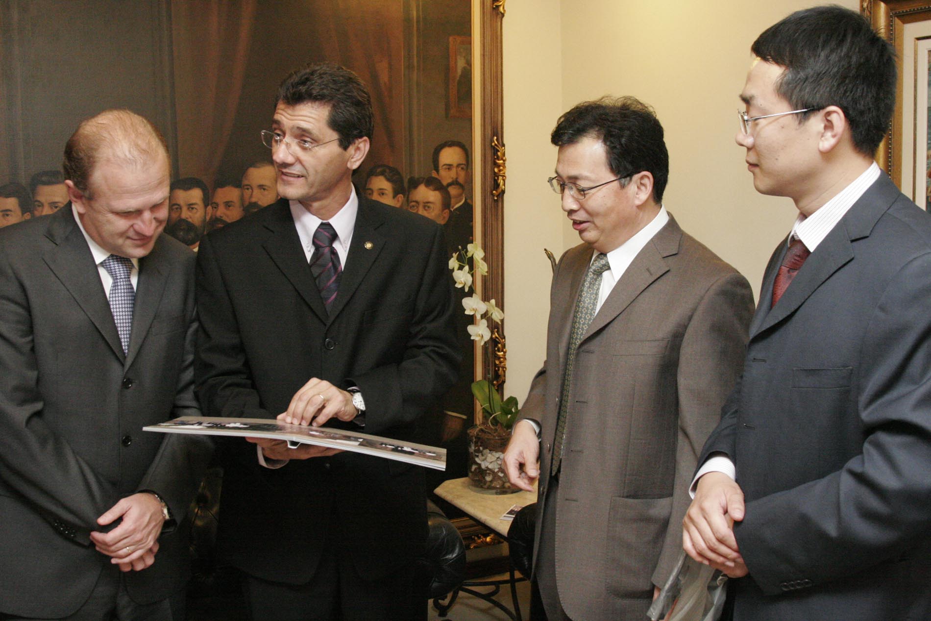 Comitiva Chinesa visita Assembleia Legislativa