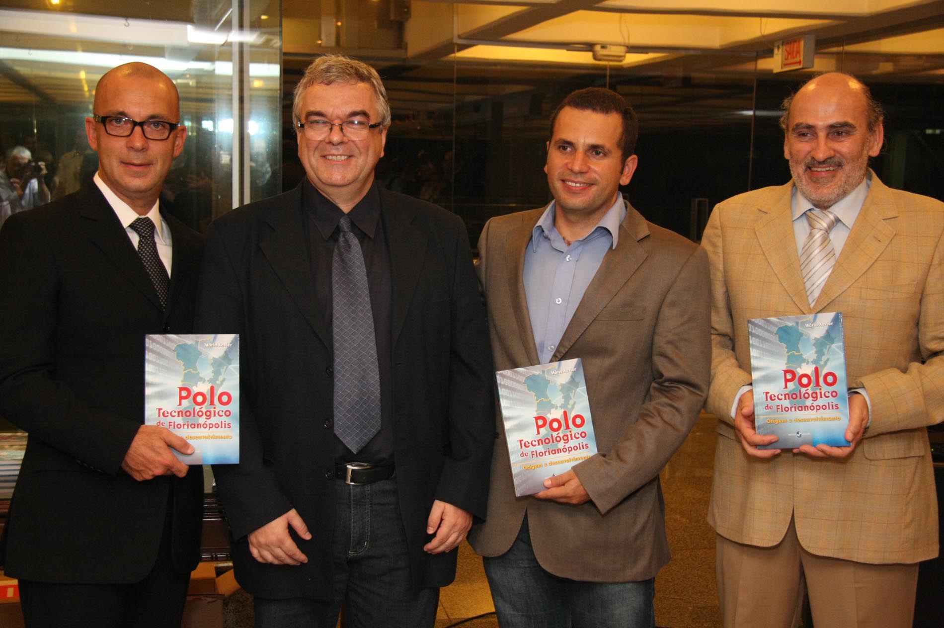 Lançamento do livro Pólo Tecnológico de Florianópolis: Origem e desenvolvimento