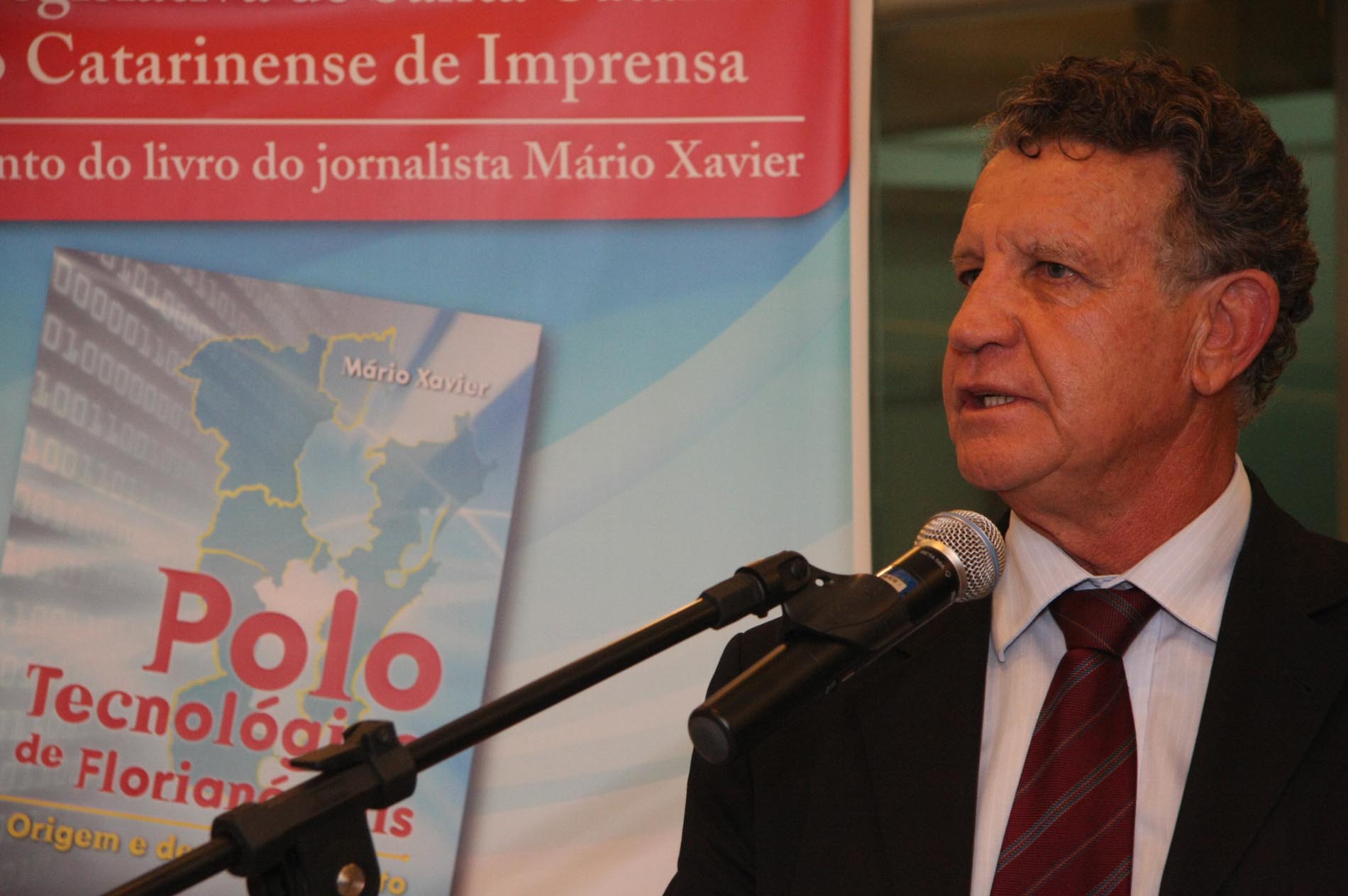 Livro “Polo Tecnológico de Florianópolis” é lançado no Espaço Cultural Jerônimo Coelho