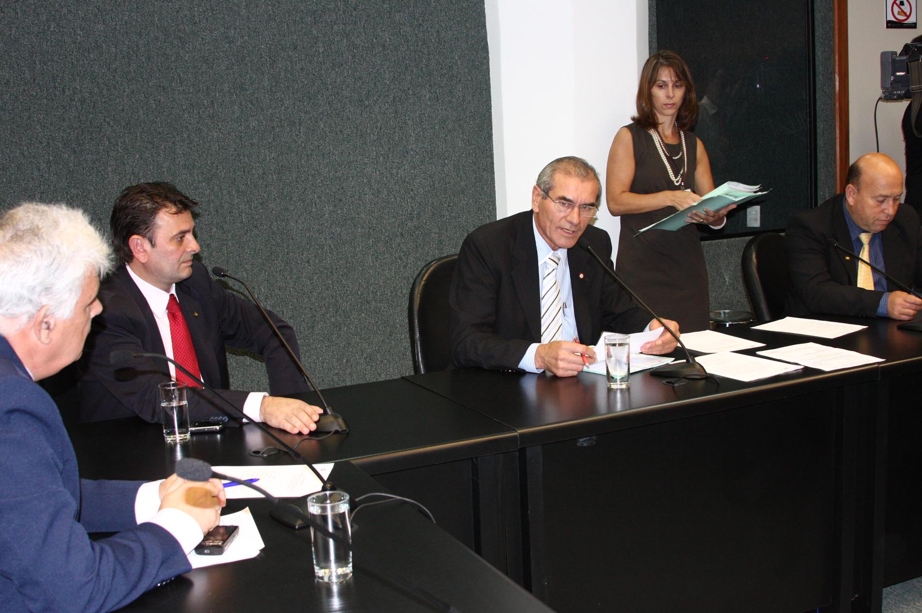 Reunião de Economia, Ciência e Tecnologia