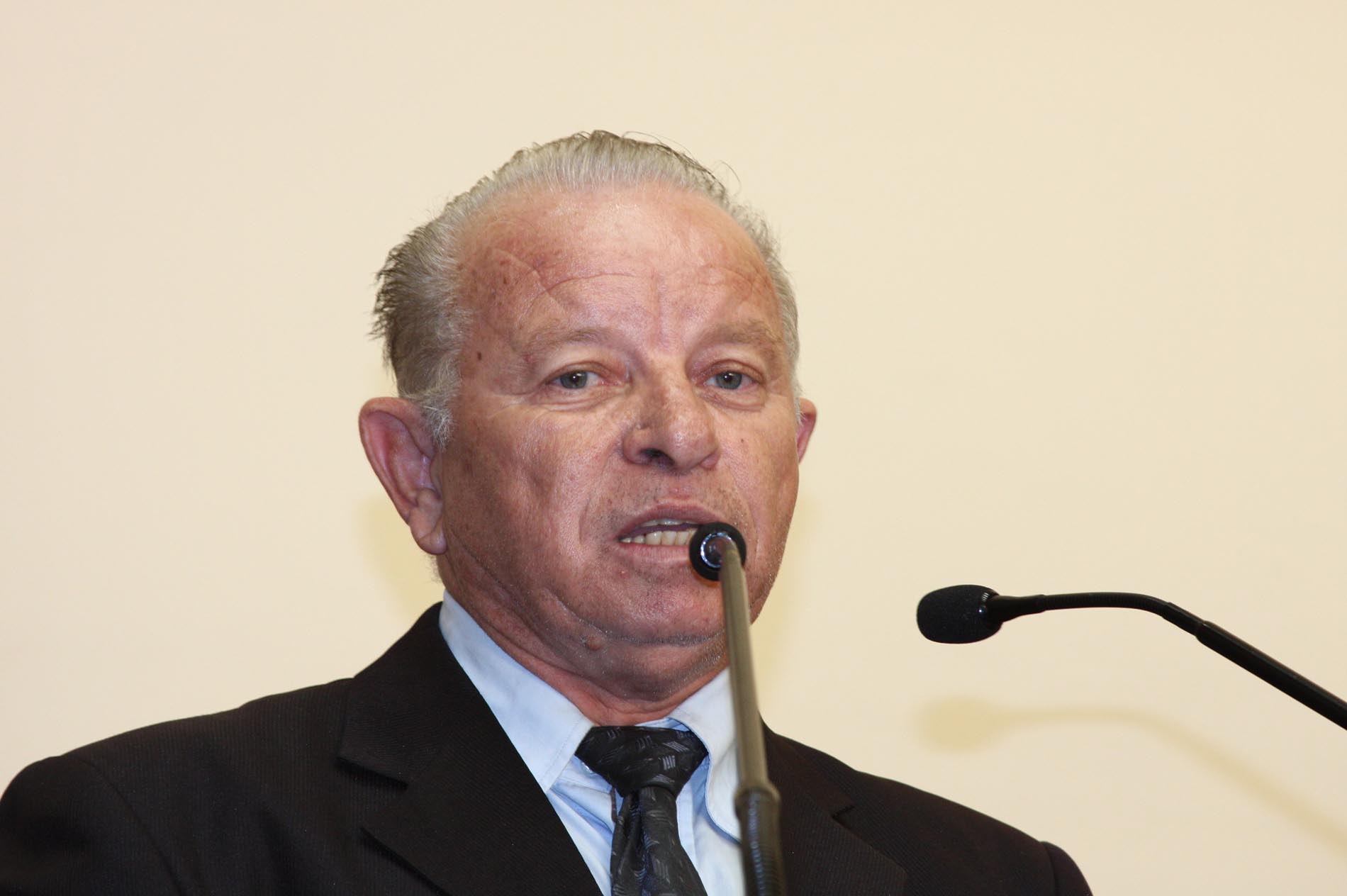 Deputado Adherbal Deba Cabral (PMDB)