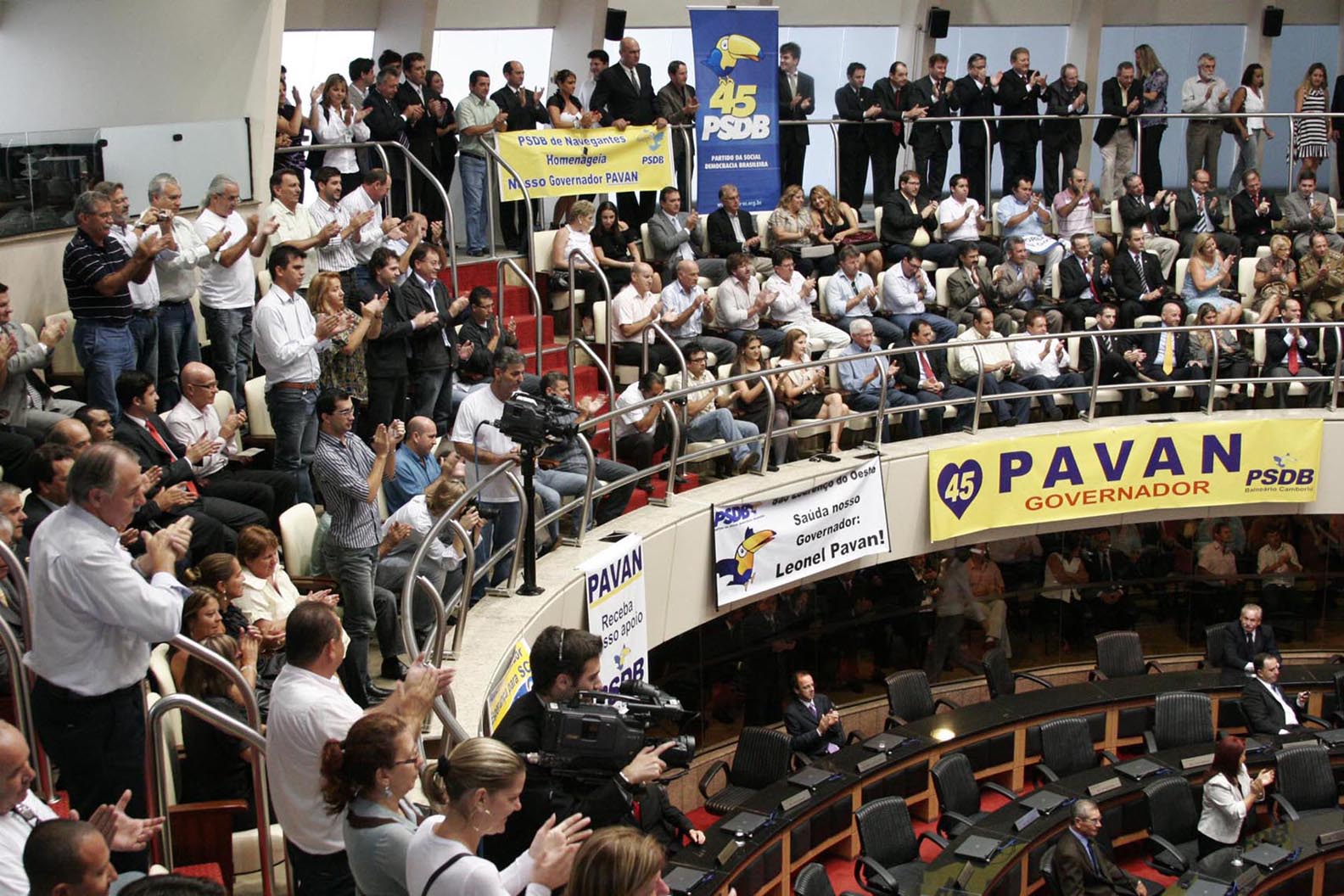 Sessão Solene - Posse do Governador Leonel Pavan