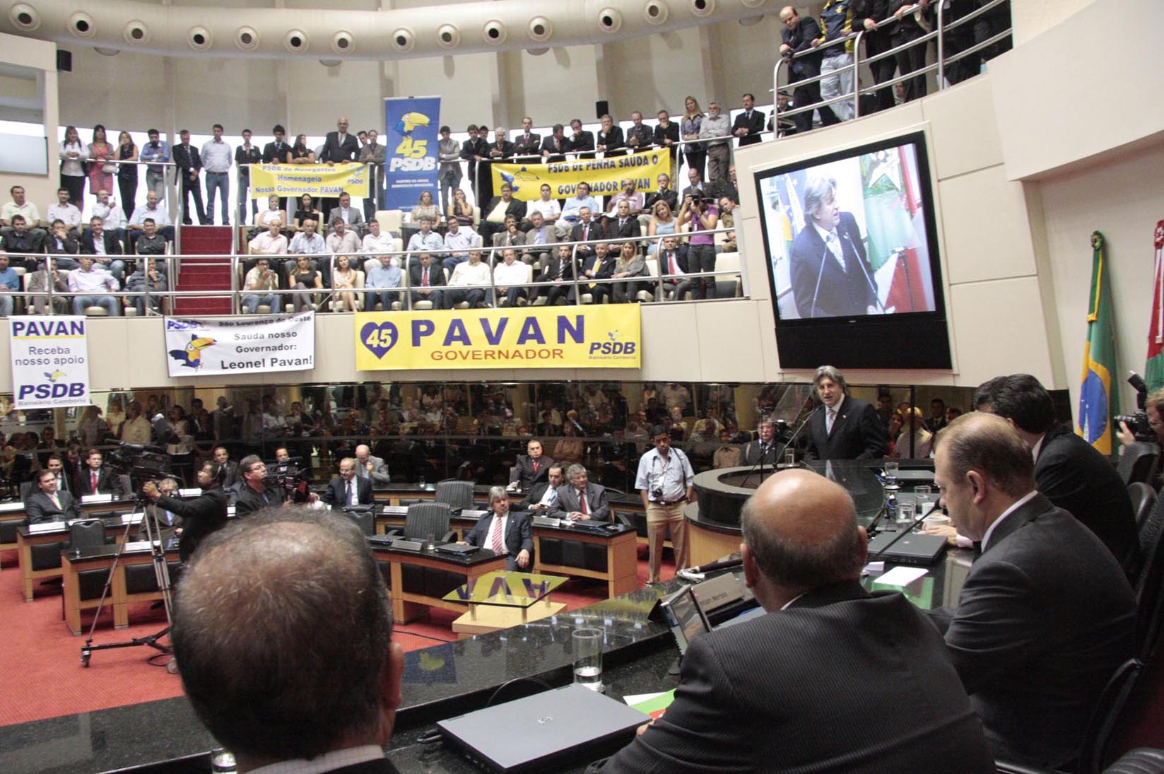 Sessão Solene - Posse do Governador Leonel Pavan