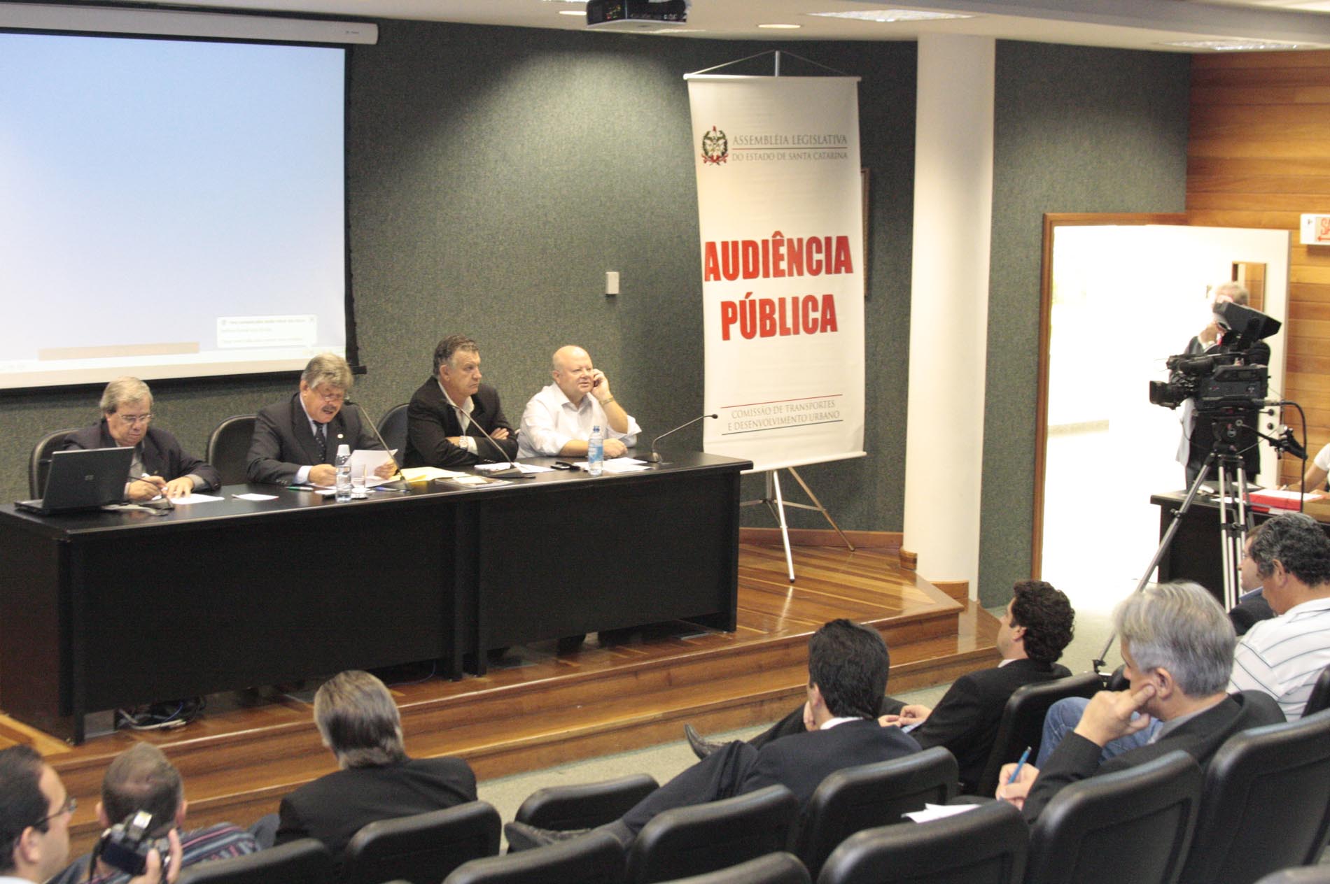 Audiência Pública para discutir o início das obras da Alça de Contorno da Região Metropolitana da Grande Florianópolis e a Mobilidade Urbana em Santa Catarina