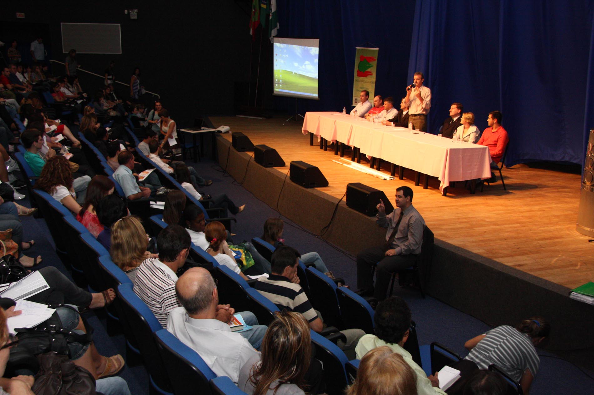 Seminário Regional - Os Desafios da Educação Brasileira 2010 - Chapecó