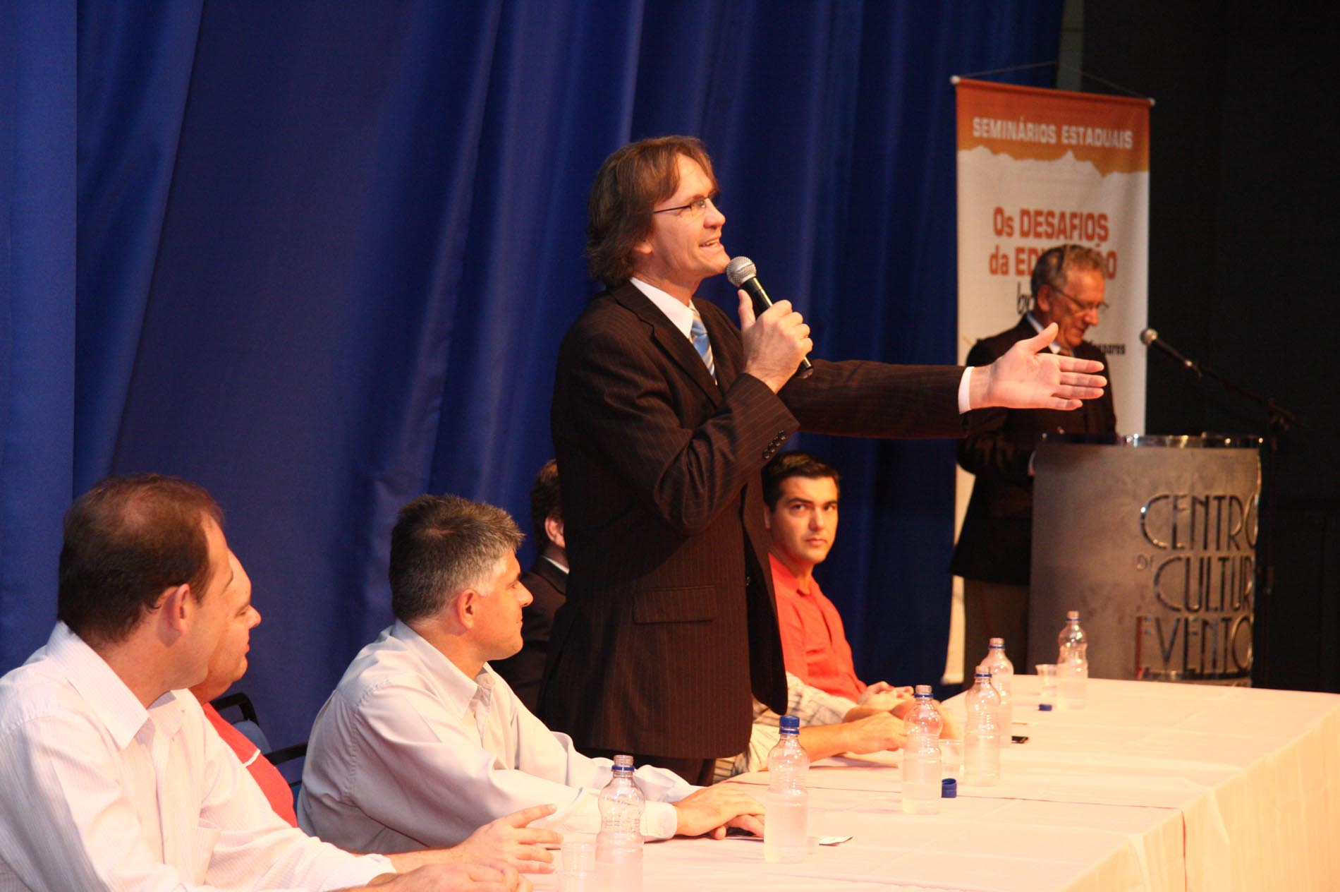 Seminário Regional - Os Desafios da Educação Brasileira 2010 - Chapecó - Deputado Pedro Uczai (PT)