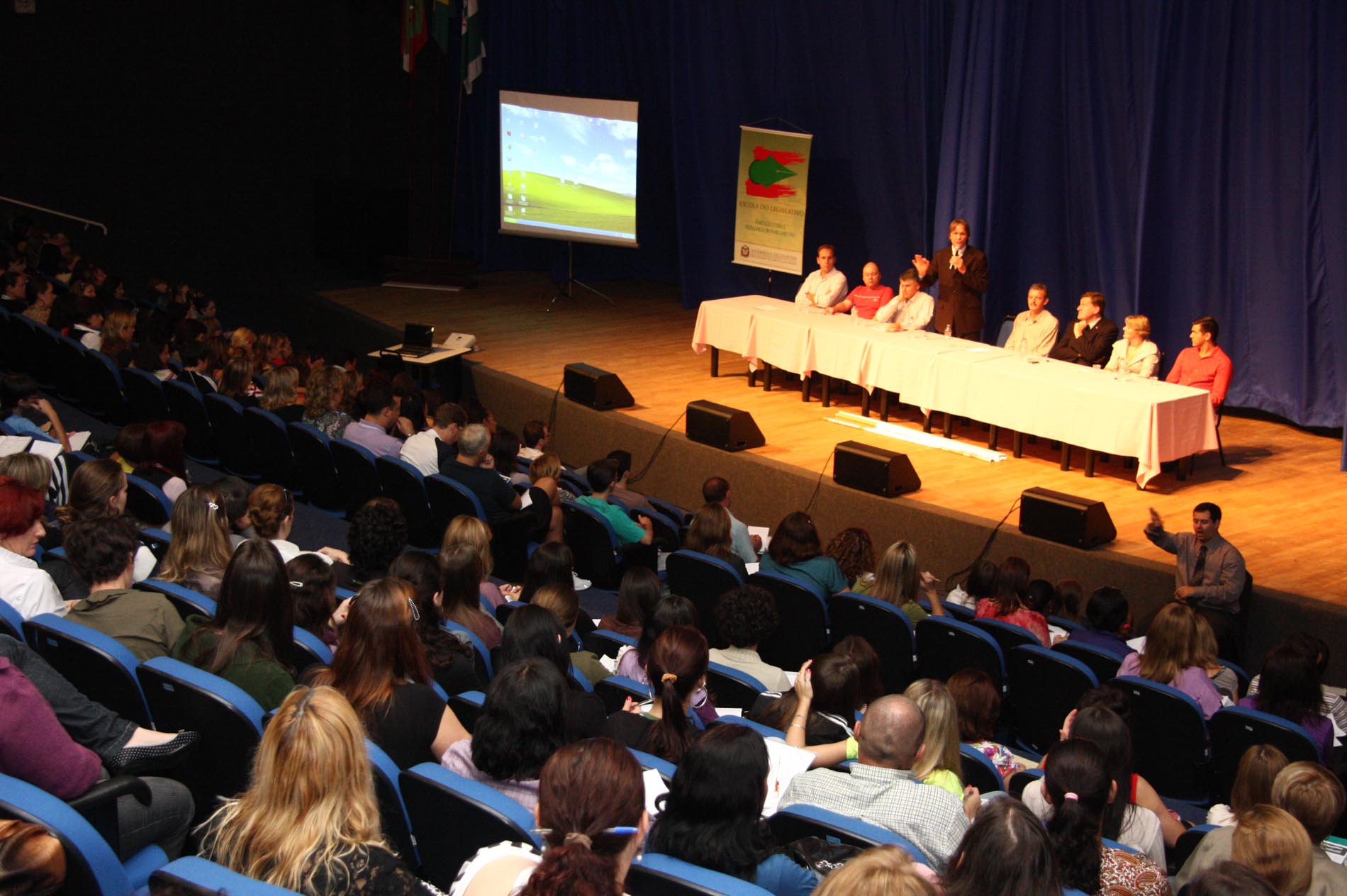 Seminário Regional - Os Desafios da Educação Brasileira 2010 - Chapecó