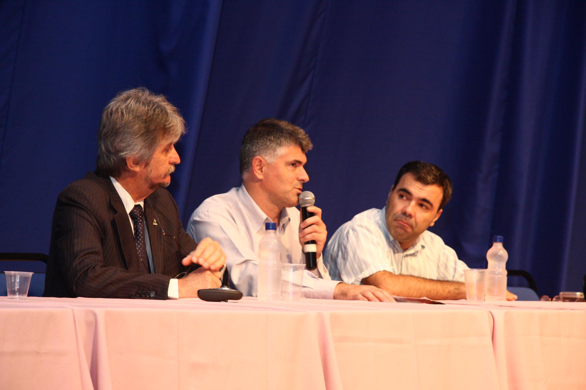 Seminário Regional - Os Desafios da Educação Brasileira 2010 - Chapecó