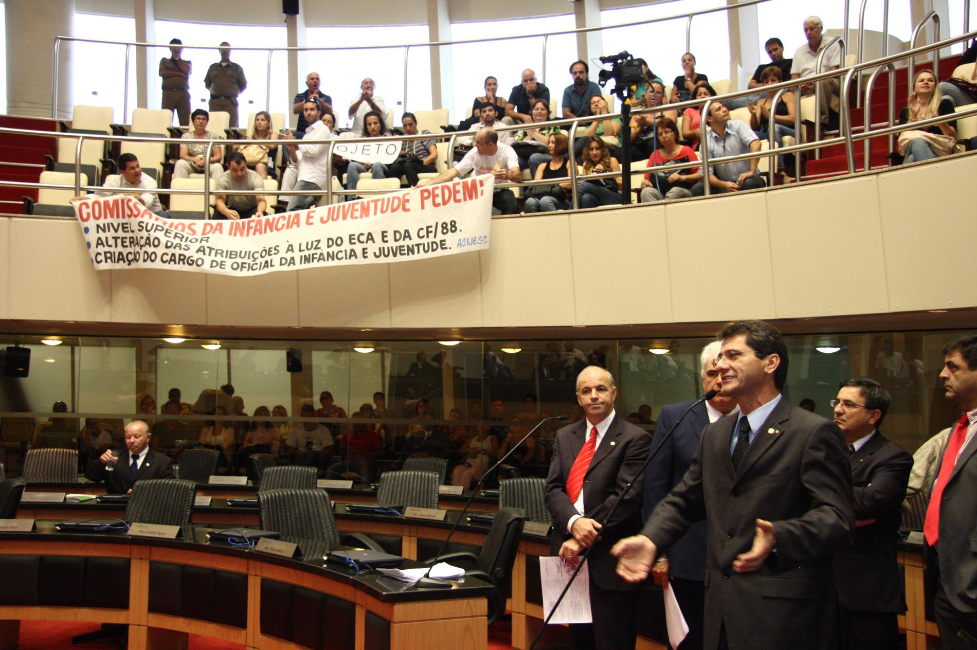 Reuniâo Conjunta das Comissões