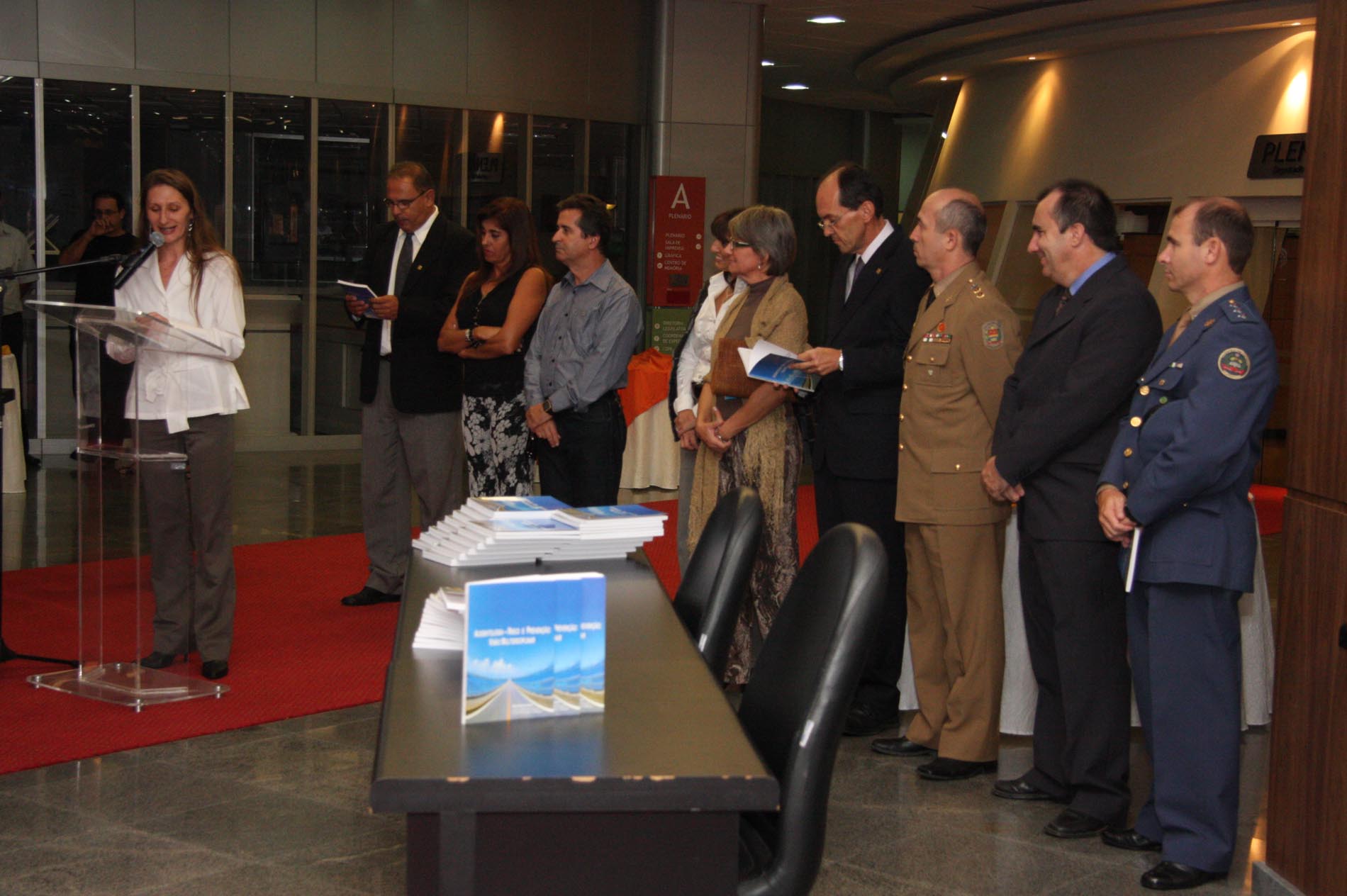 Lançamento do livro Acidentologia - Riscos e Prevenção: Visão Multidisciplinar organizadores Lúcio José Botelho e Lilian Elizabeth Diesel