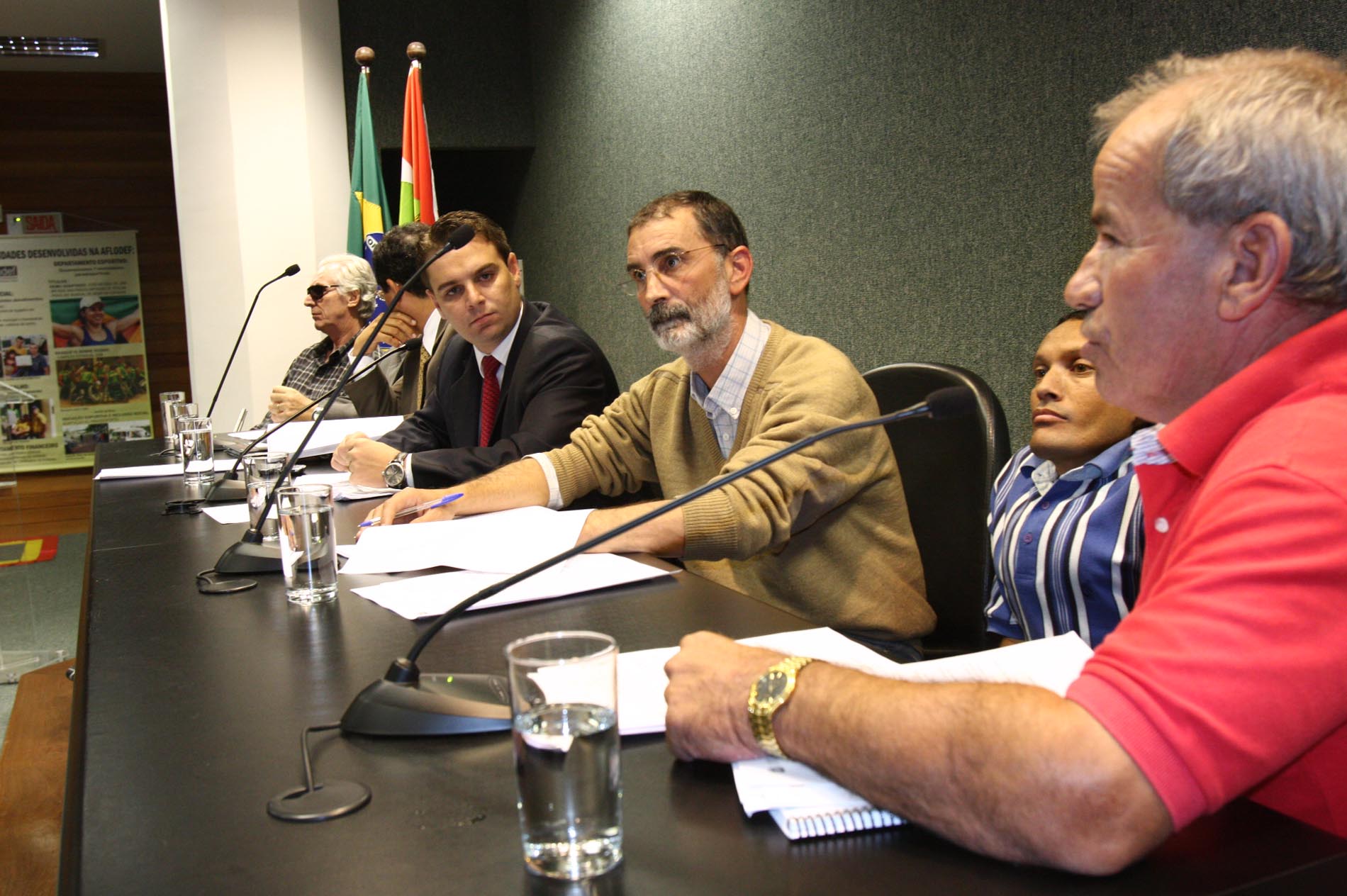 Audiência discute inserção de pessoas com deficiências na administração pública