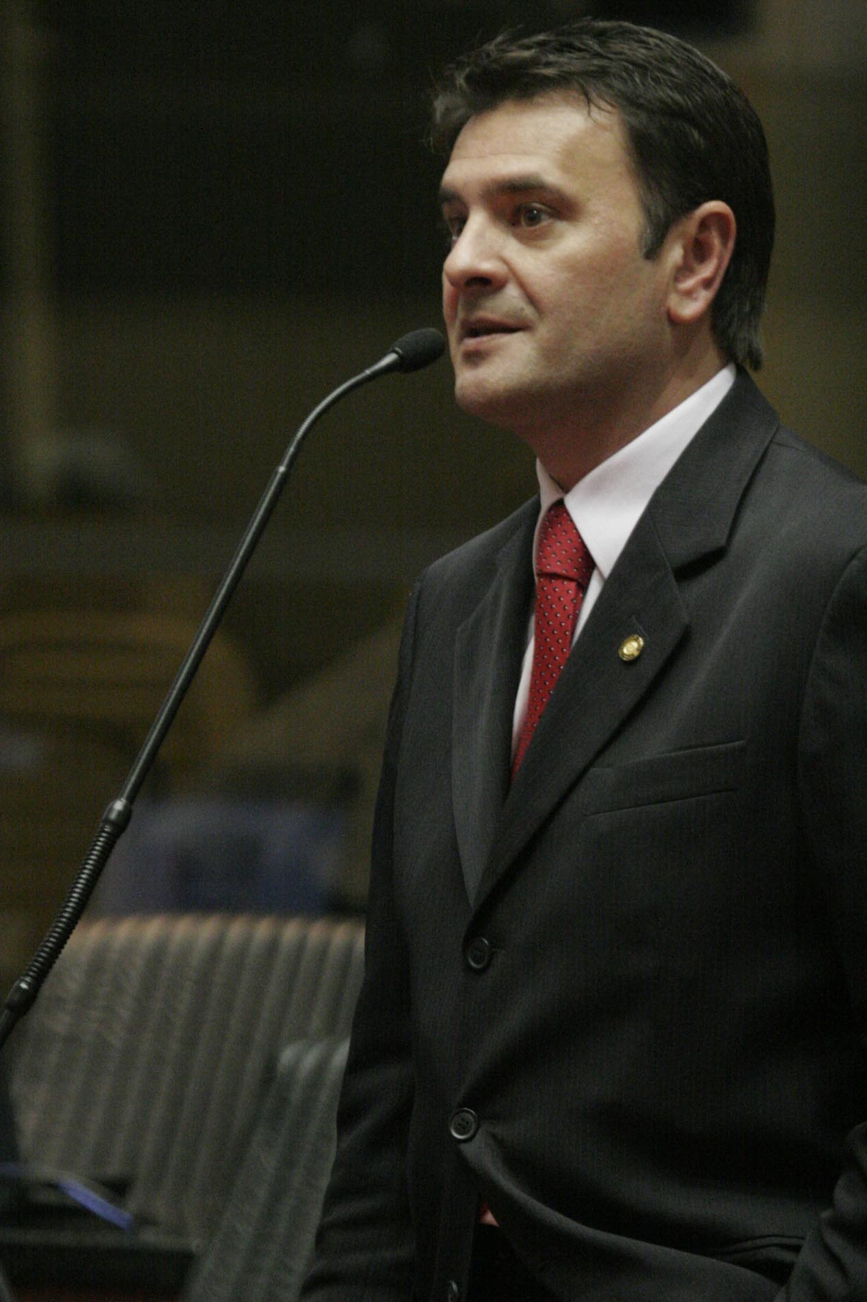 Aprovado PL que institui o Dia da Paternidade Responsável em Santa Catarina