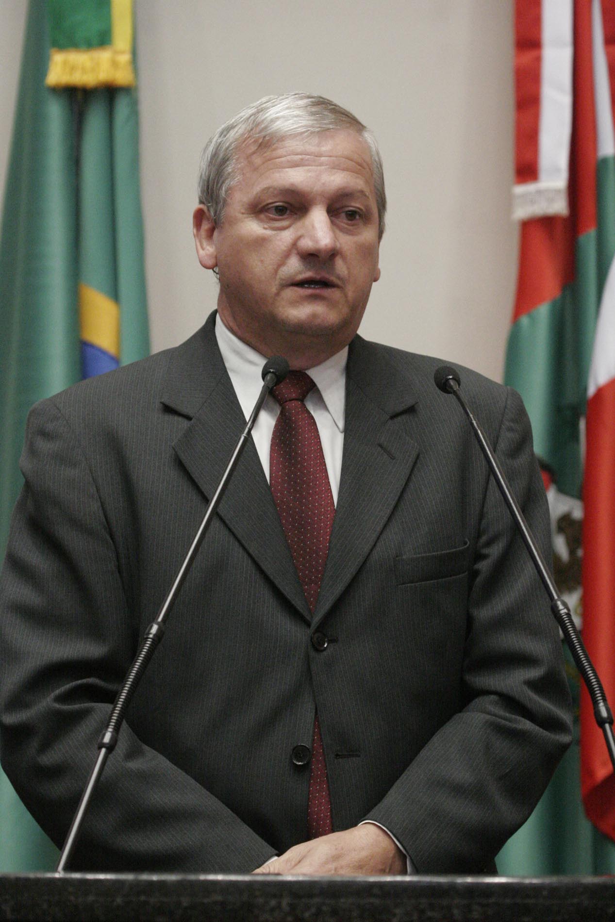 Presidente da Aprosul pede apoio dos parlamentares para reintegração de funcionários