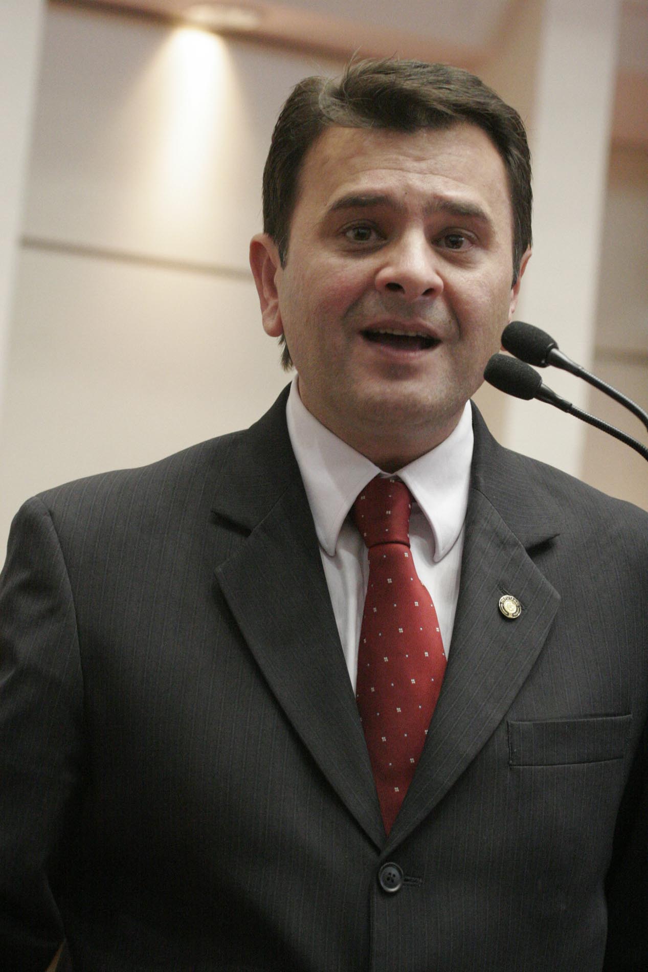 Deputado Elizeu Mattos (PMDB)