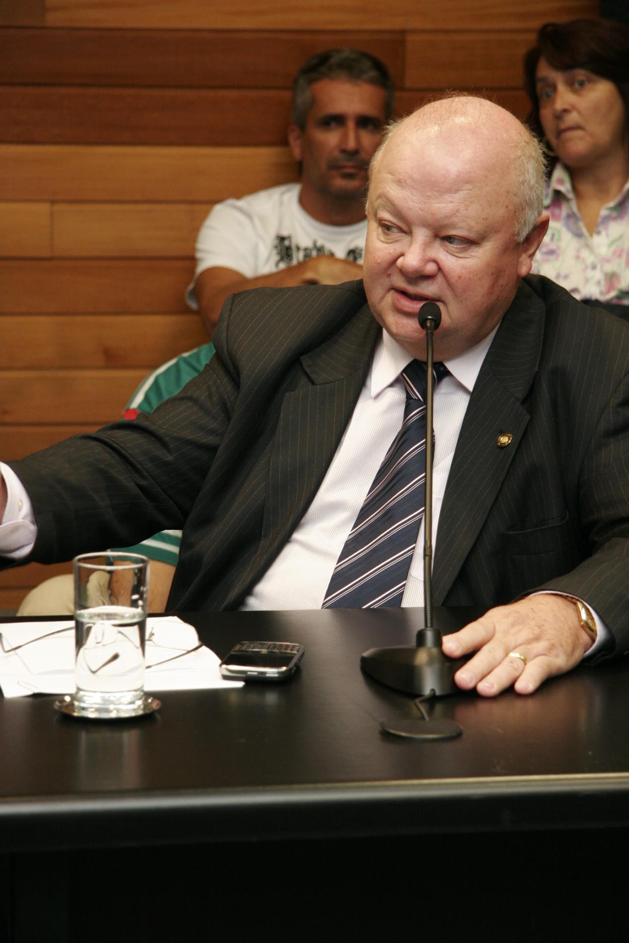 Comissão de Finanças e Tributação