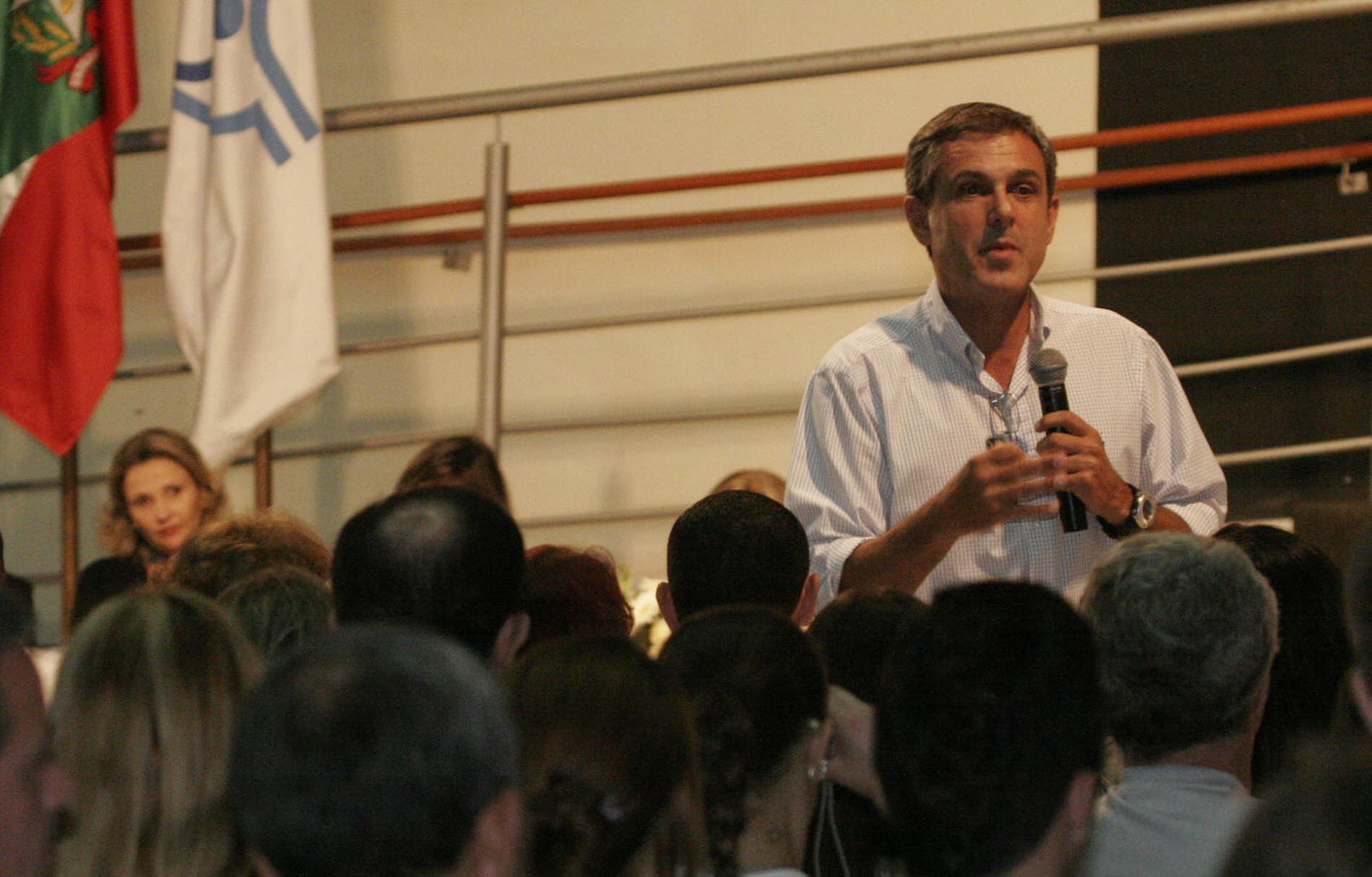 O Brasil em Debate com o tema: Do sonho à conquista - Palestrante: José Roberto Guimarães - Local: Espaço Integrado de Artes ( BOLHA) da UNISUL - Tubarão