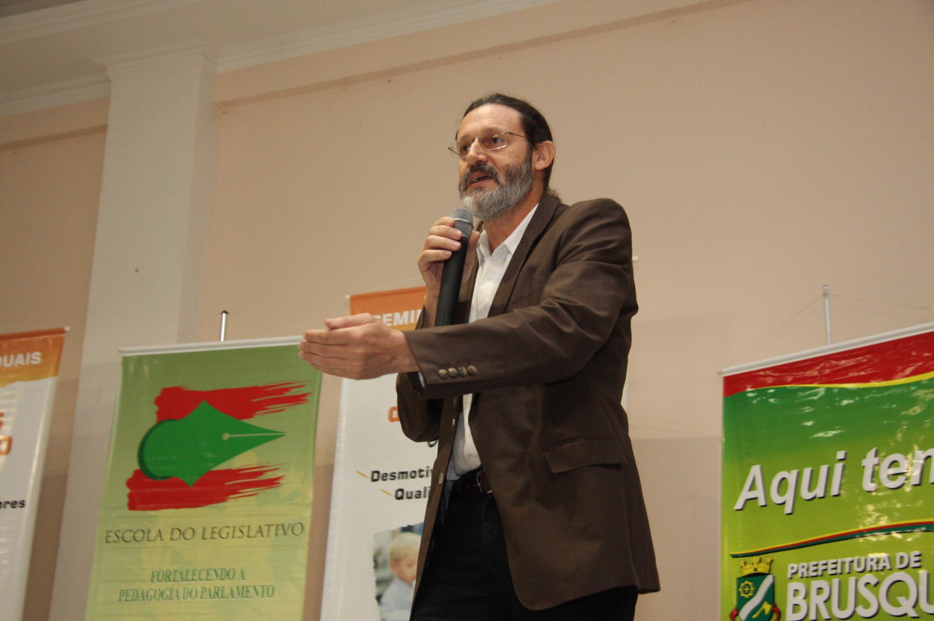 Seminário Regional os Desafios da Educação Brasileira 2010 - Local: Auditório da Igreja do Calvário