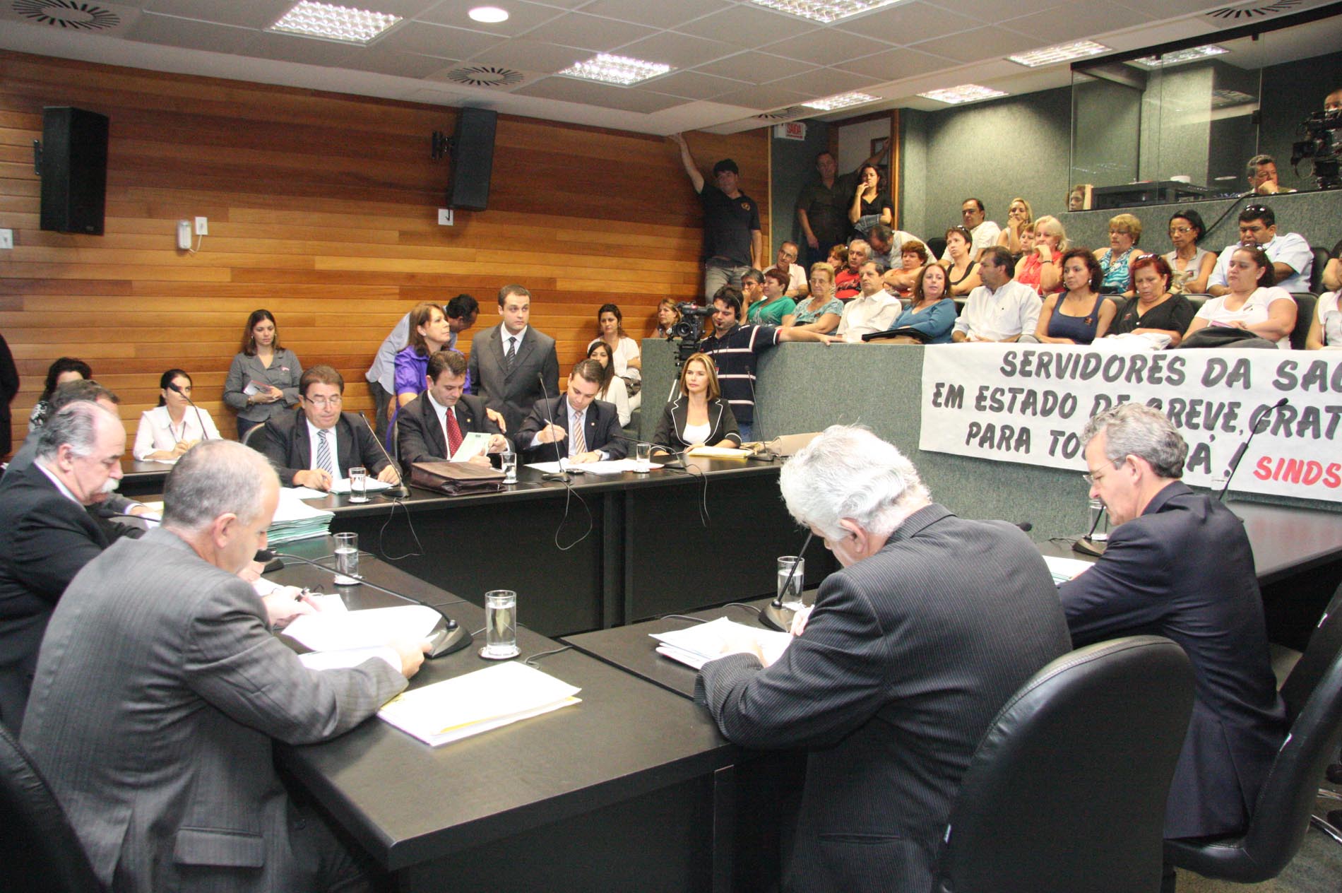Comissão de Constituição e Justiça
